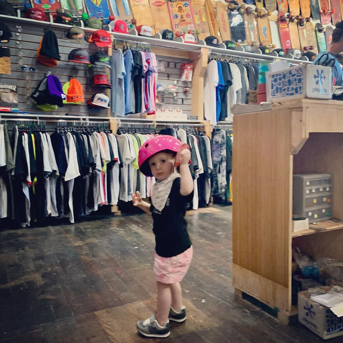 Today seemed like an appropriate day for Fiona&rsquo;s first skate shop visit. She ripped around @bdkboardshop for hours while papa chatted. She&rsquo;s a natural. Many snacks were consumed. #goskateday