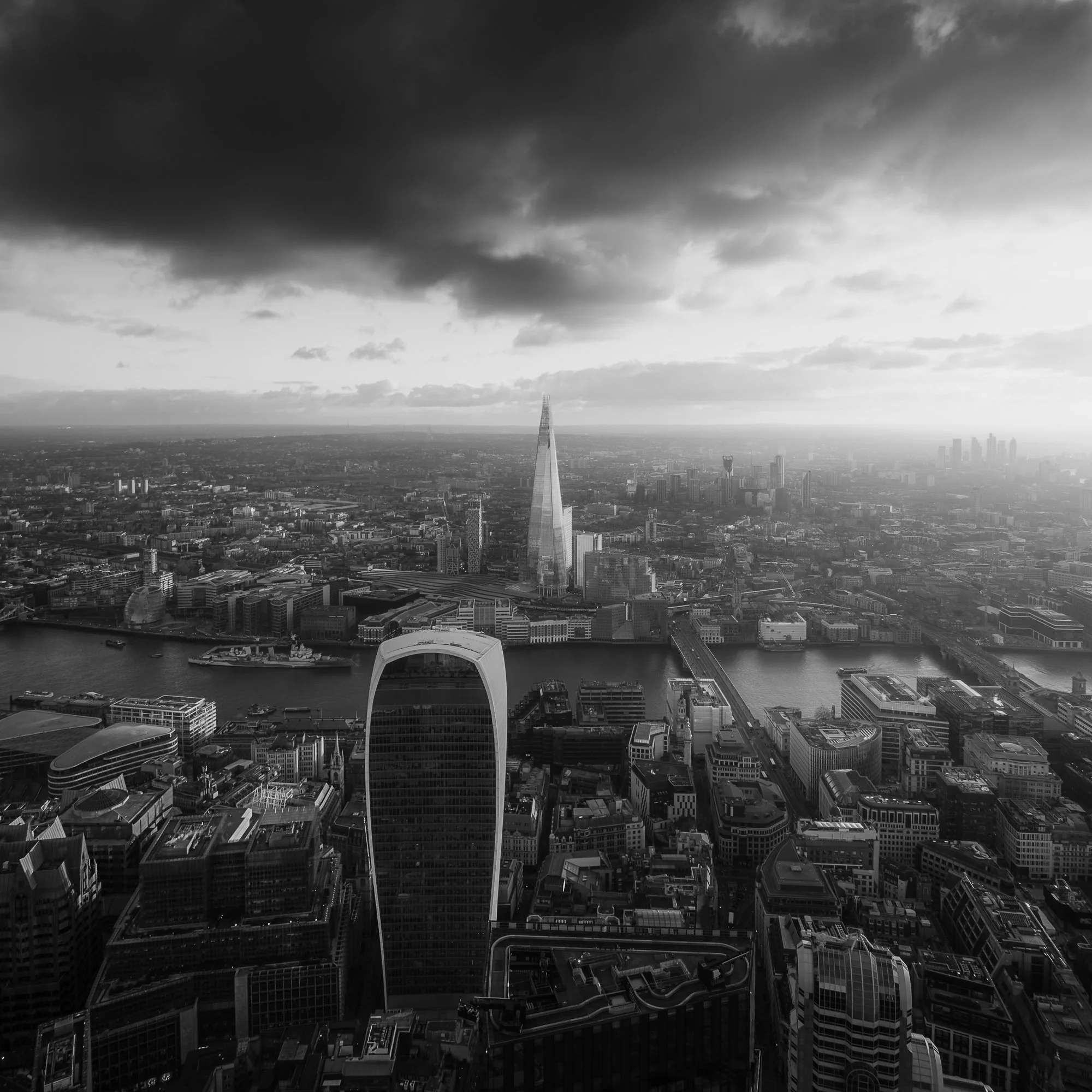 The view south featuring the Sky Garden and the Shard taken from Horizon 22 in London by Trevor Sherwin Photography