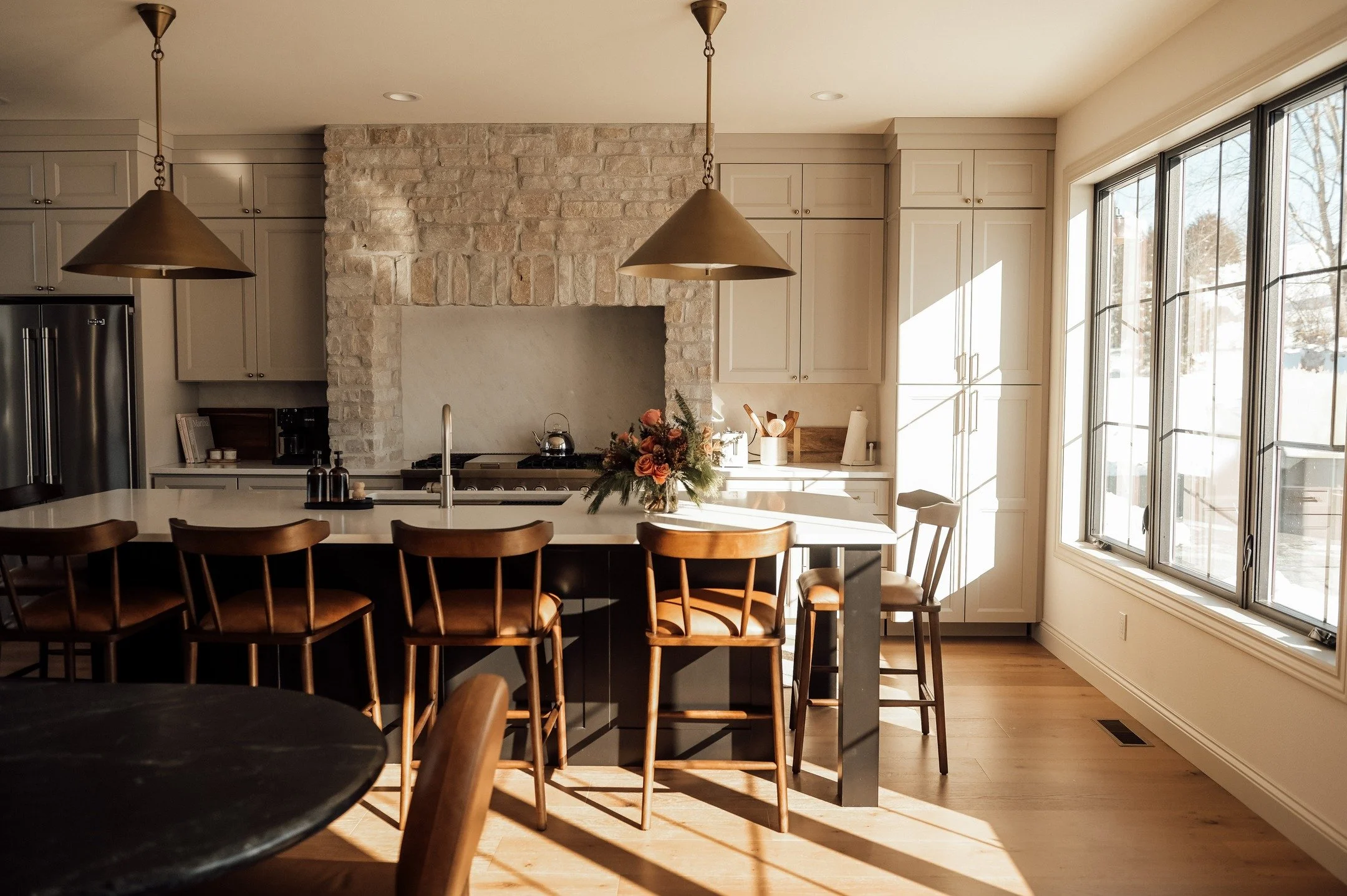 Our newest short-term rental property in the Galena Territories is complete and we're so excited to share it with you. These projects with @nadermanndevelopment are a dream to be a part of. It's so fun to think about how our guests will enjoy the spa