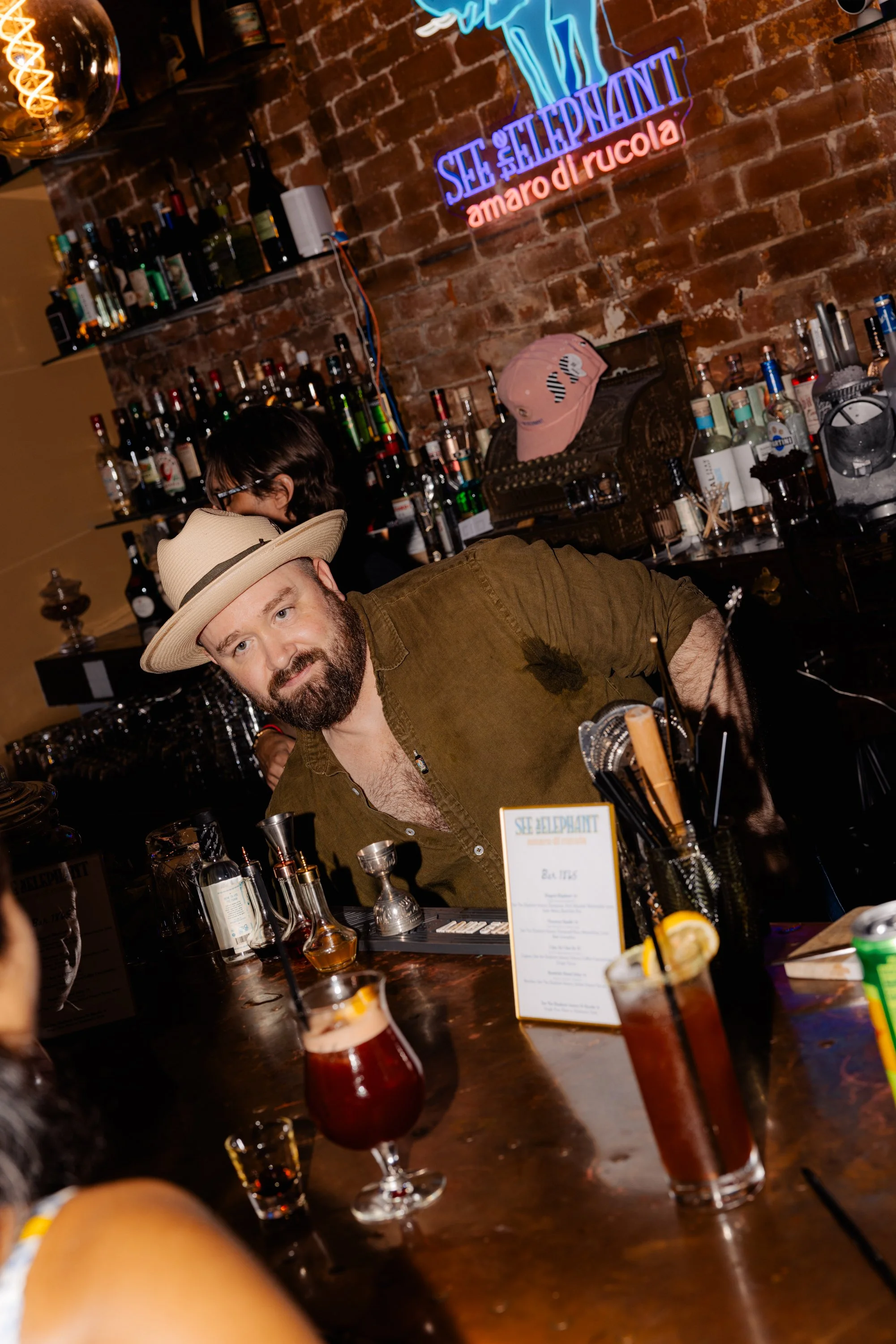 20260720_SeeTheElephant_Bar1865_043.jpg