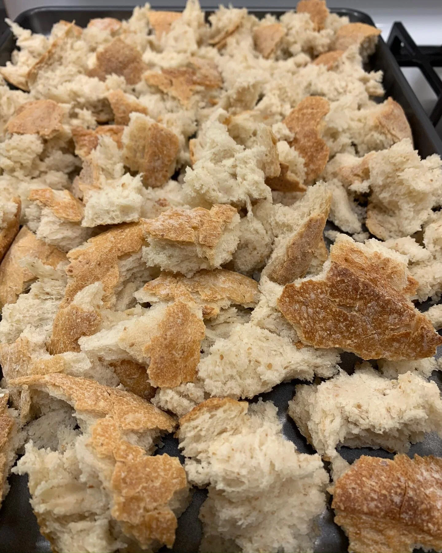 This fresh basked sourdough from @wholefoods made all the difference in our stuffing. We broke it up and left it out to dry for a few days before turning it into the most delicious stuffing !
