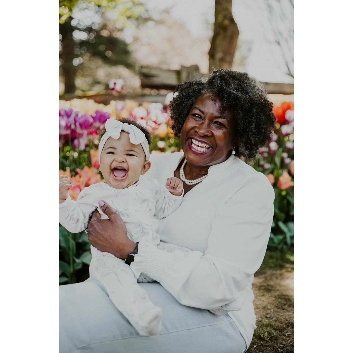 My favorite part of spring as a photographer is getting to go to beautiful places with beautiful families. 🌷
.
.
.
.
.
#seattlephotographer #seattlephotography #photograph #photooftheday #photoshoot #seattlefamilyphotographer #seattlefamilyphotograp