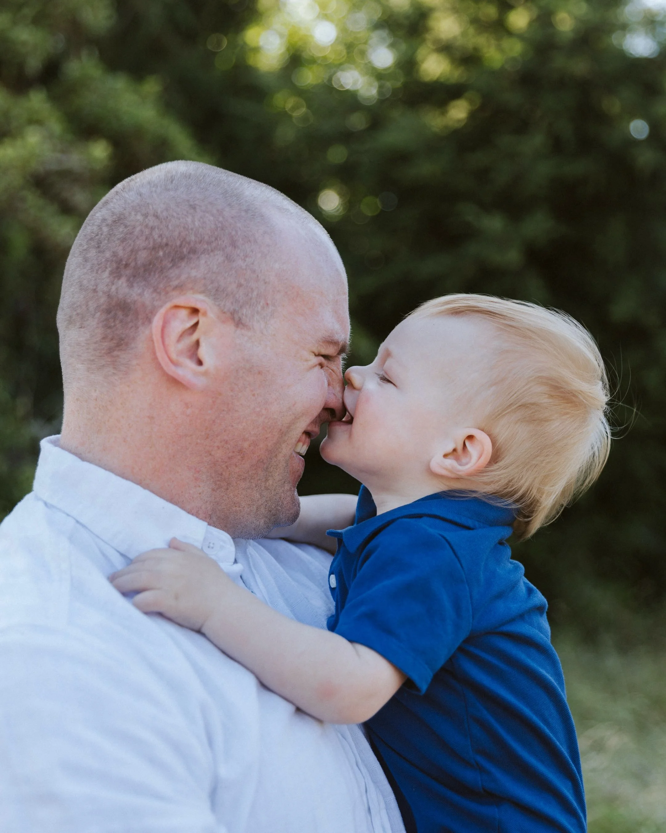 Sweet peas, tickles, and nose bites 💕
.
.
.
.
.
Washington Family Photographer | Oregon Family Photographer | Seattle Photographer | Portland Photographer | Family Photography | Baby Photographer | PNW Photographer | Affordable Photography | Photogr