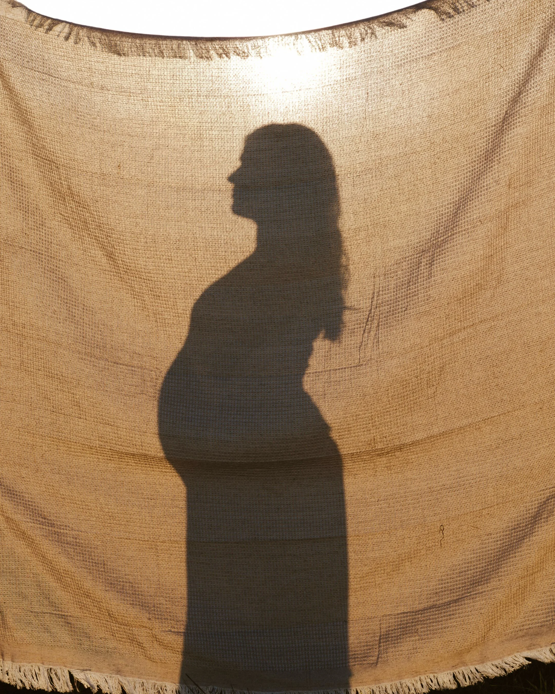 photographing soon to be mothers makes me so excited for motherhood one day ☀️
.
.
.
.
.
#washingtonphotographer 
#oregonphotographer 
#maternity #maternityphotography 
#bumptobaby 

maternity photography, maternity photographer, pregnancy portraits,