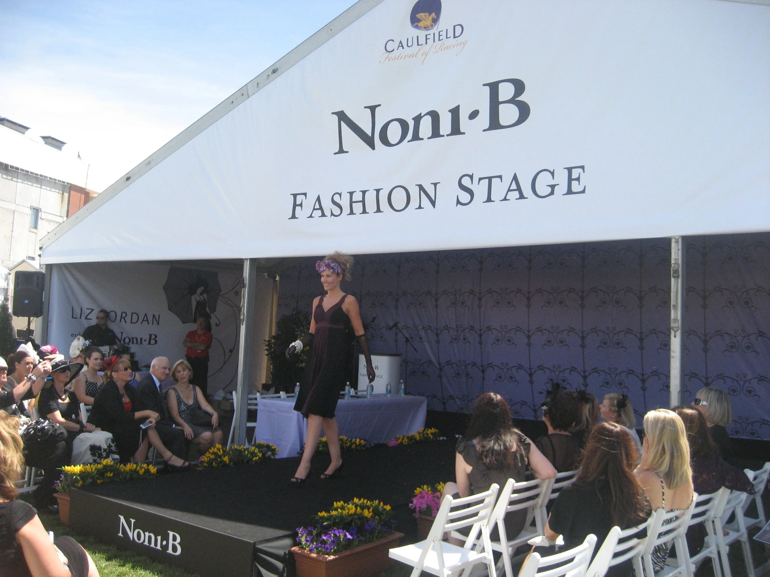 NONI B SPRING RACING FASHION PARADE