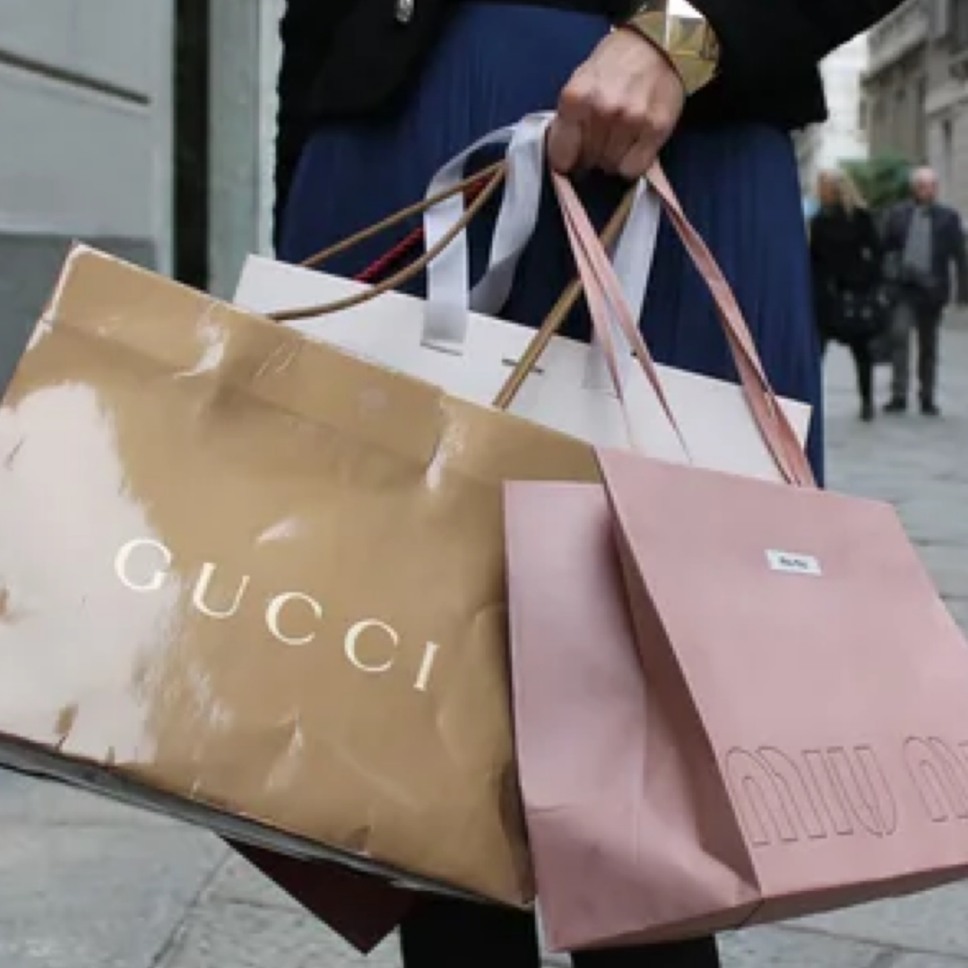 PERSONAL SHOPPING