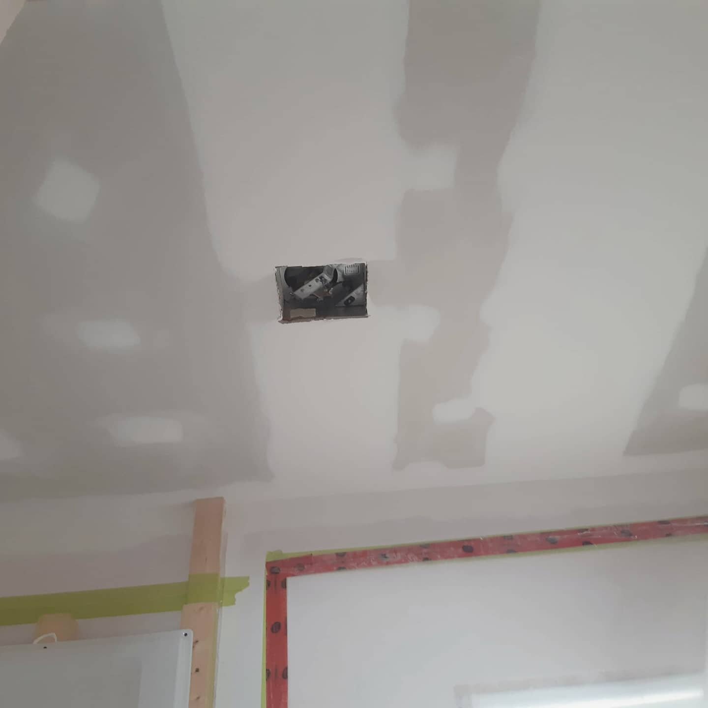 Bathroom ceiling before and after, new drywall and fresh coat of paint. Give us a call today 705-690-0558 or visit us at elitepaint.ca for your bathroom renos!