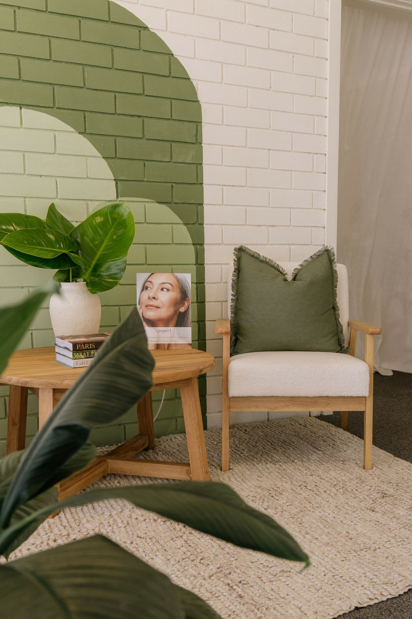 Appointment Reminder ✨

Don&rsquo;t forget to book your follow-up appointments for January to get the best results from your treatments.

New Year, fresh, beautiful skin awaits! 💆&zwj;♀️

.
.
.
#ballinaskinclinic #ballinabeauty #ballinawellness #nor