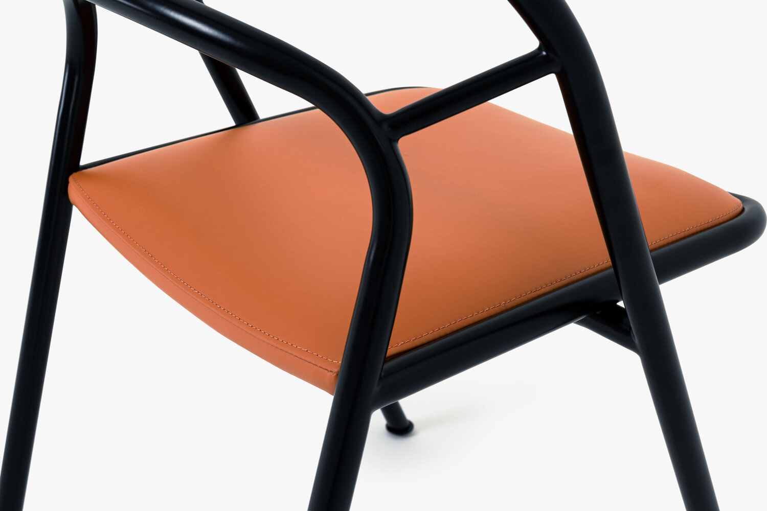 Inn_leather_upholstery_chair_detail.jpg