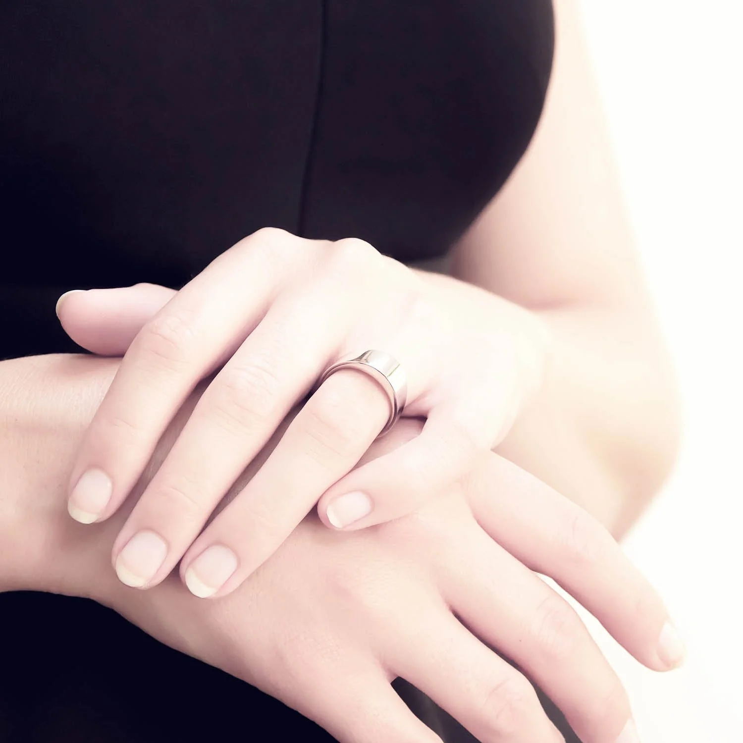 sn-10025750-2_shane-blomberg_gallium-cam_ring.jpg