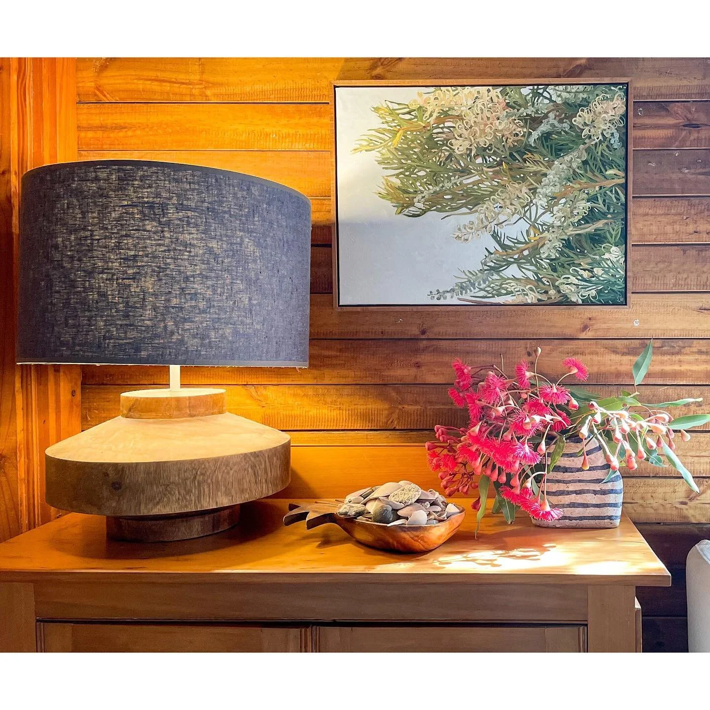 Roadside foliage adding some extra Christmas spirit to our beach shack this week. 

Thank you for all of your support this year and I look forward to creating and sharing more beautiful interiors in 2021 🍃