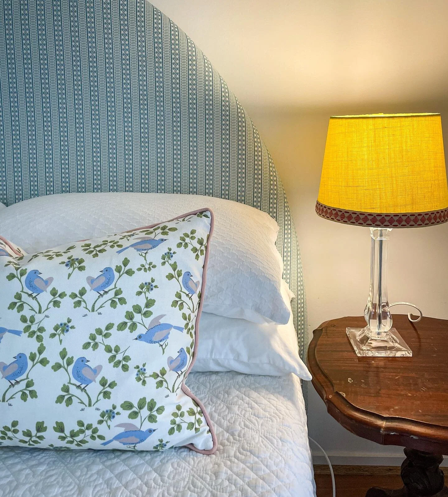 The sweetest bedroom install this morning ahead of a 10th birthday surprise tomorrow 🎀