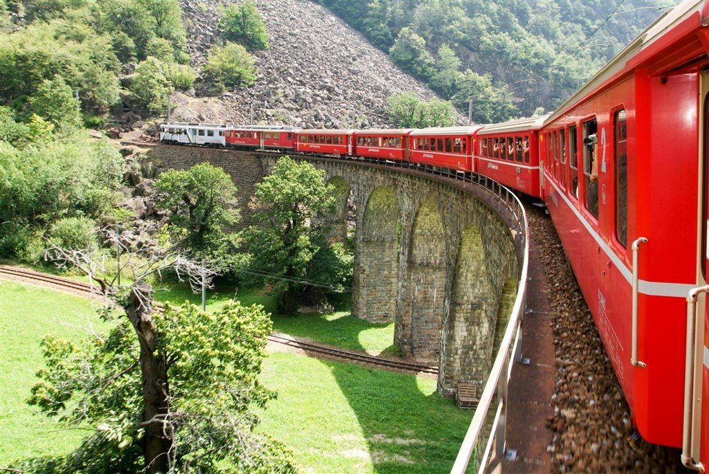 Czerwony Pociąg - Bernina Express  Szwajcaria-Włochy 01-05/09/2026