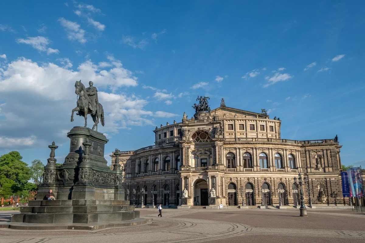 drezno-atrakcje-semperoper.jpg