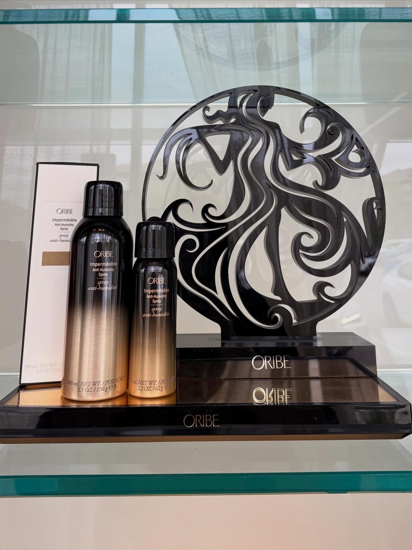 ✨FEATURE PRODUCT OF THE WEEK✨

Impermeable Anti-Humidity Spray

Features: Style-Securing Polymers: Wraps the hair shaft to lock out moisture and prevent frizz in all humidity levels.  Vitamin E helps nourish the hair and provides antioxidant protecti