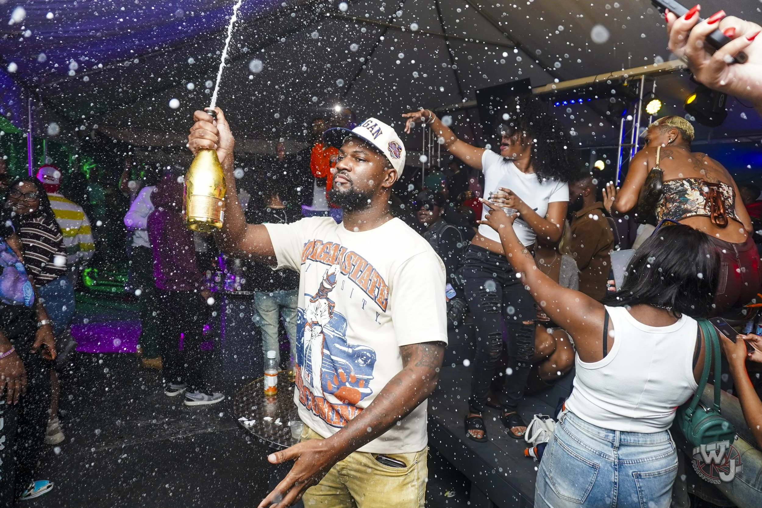 untitled (308 of 432).jpg