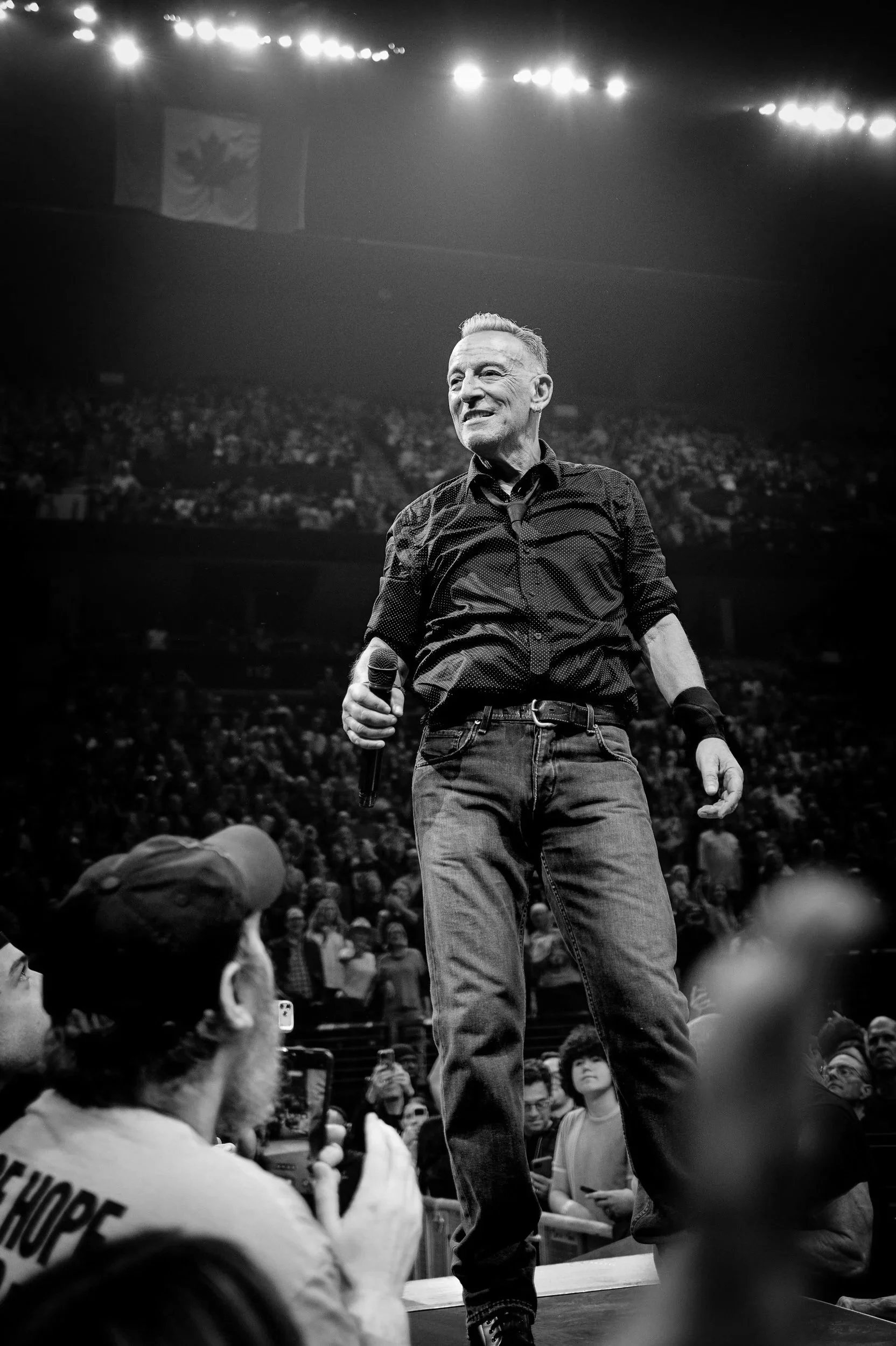 Bruce+Springsteen+Tenth+Avenue+-+05.jpg