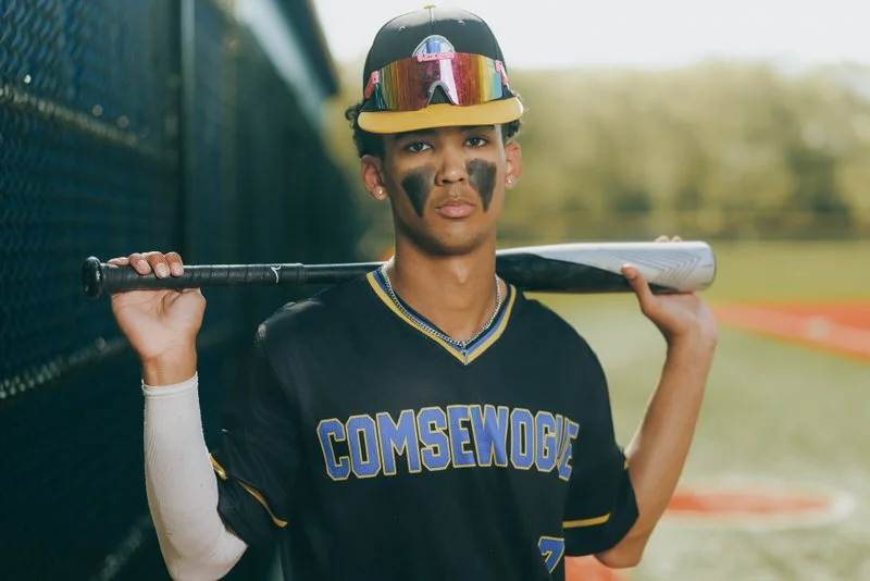 7 Luis Reyes - 18 - matte.jpg