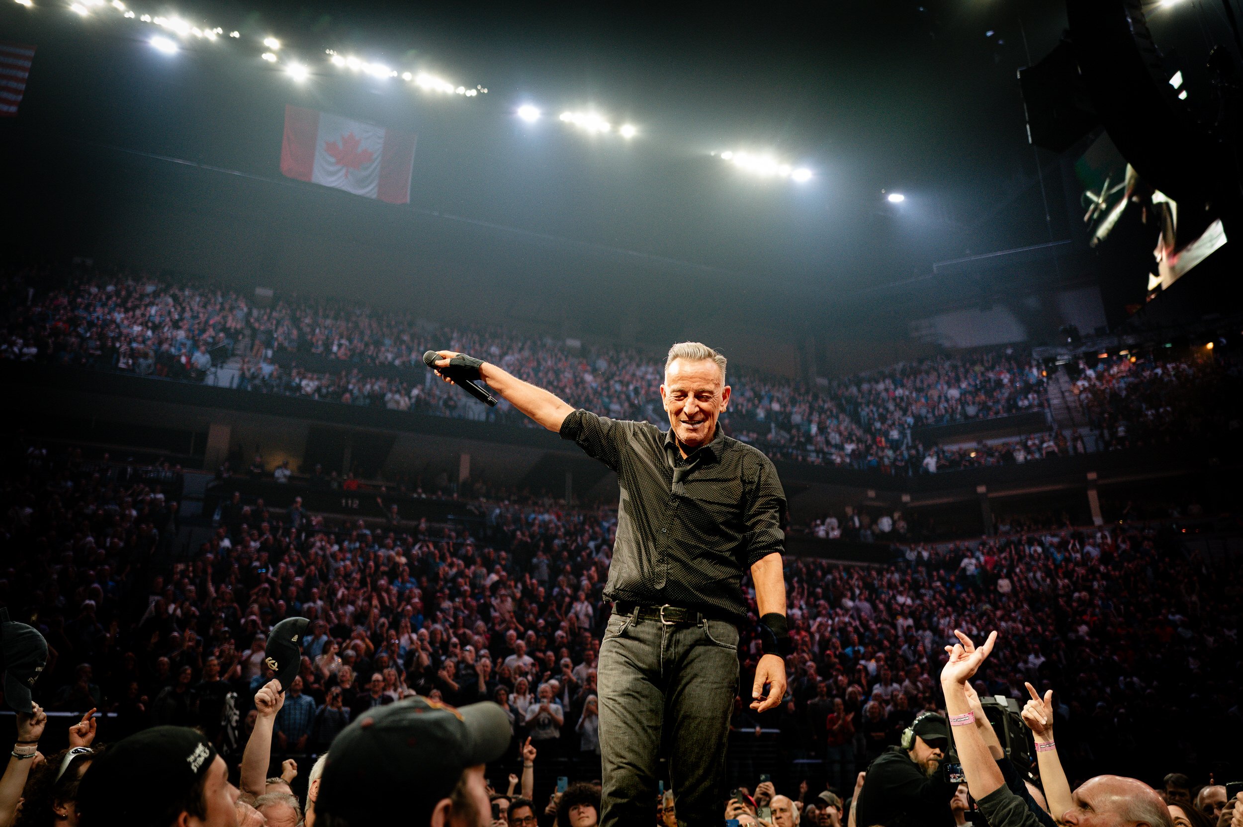 Bruce Springsteen Tenth Avenue - 37.jpg