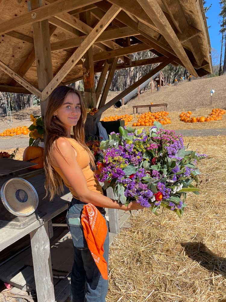 rsv-trees-pumpkin-farm-pumpking-picking-festival-santa-cruz-half-moon-bay-pescadero13.-Ruby-with-her-Wreath.jpg