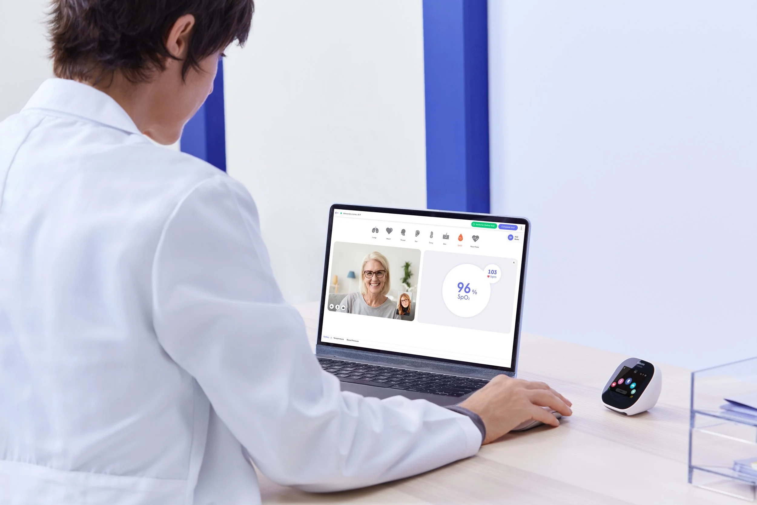 TytoCare_GettingBetter_DoctorC_OTS_15_R2.jpg