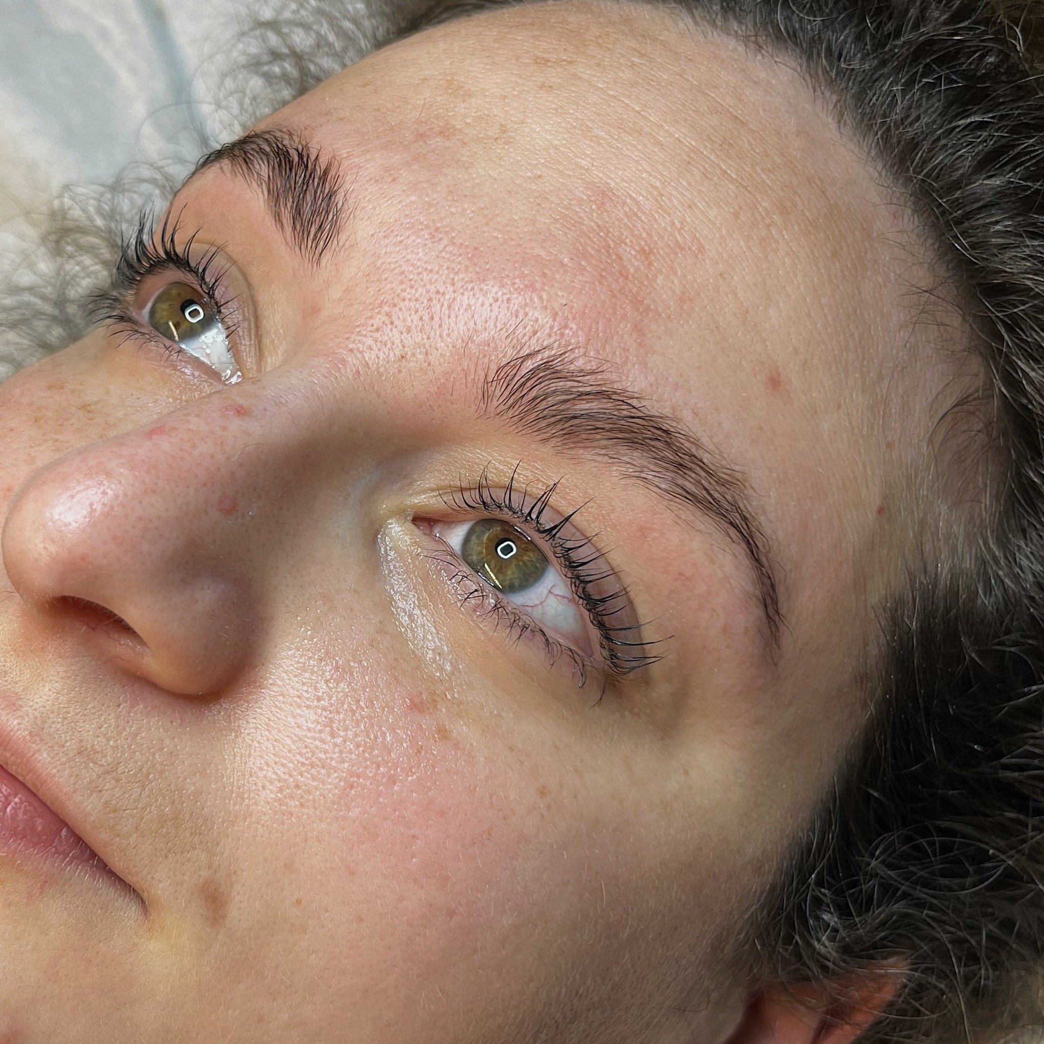 in love with this lash lift by sissy 🦋 this treatment requires a patch test, so make sure to pop into the salon at least 48 hours prior to your appointment 💗