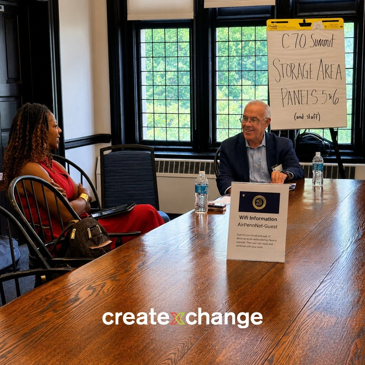 𝐁𝐞𝐟𝐨𝐫𝐞 𝐃𝐚𝐯𝐢𝐝 𝐁𝐫𝐨𝐨𝐤𝐬 𝐬𝐭𝐞𝐩𝐩𝐞𝐝 𝐨𝐧𝐭𝐨 𝐭𝐡𝐞 𝐬𝐭𝐚𝐠𝐞, 𝐭𝐡𝐞 𝐜𝐨𝐧𝐯𝐞𝐫𝐬𝐚𝐭𝐢𝐨𝐧 𝐡𝐚𝐝 𝐚𝐥𝐫𝐞𝐚𝐝𝐲 𝐛𝐞𝐠𝐮𝐧.

In this quiet pre-event moment with Cherri Gregg, David was doing what thoughtful speakers do best: lis