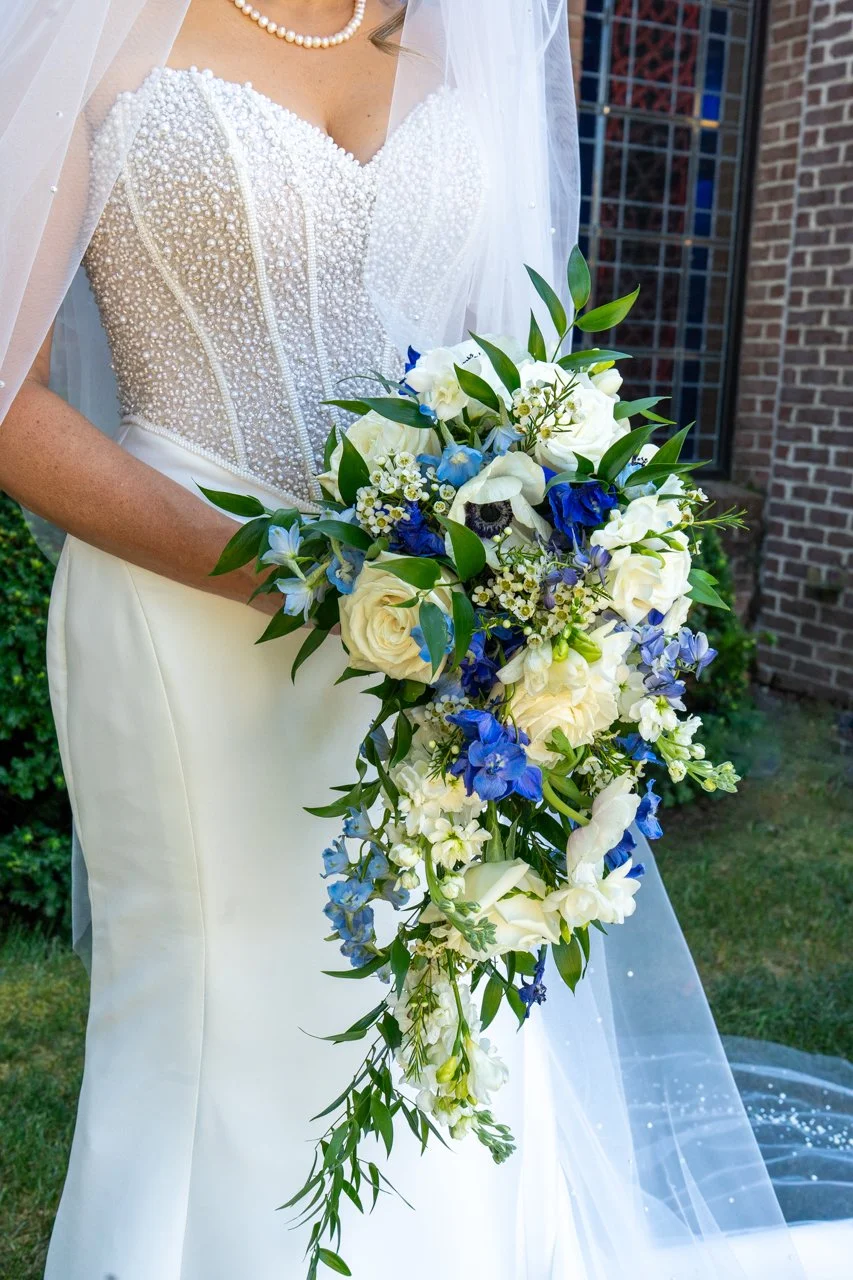 luxurykentuckybluefilmstylecoupleringscatholicmusichallwedding-37.jpg