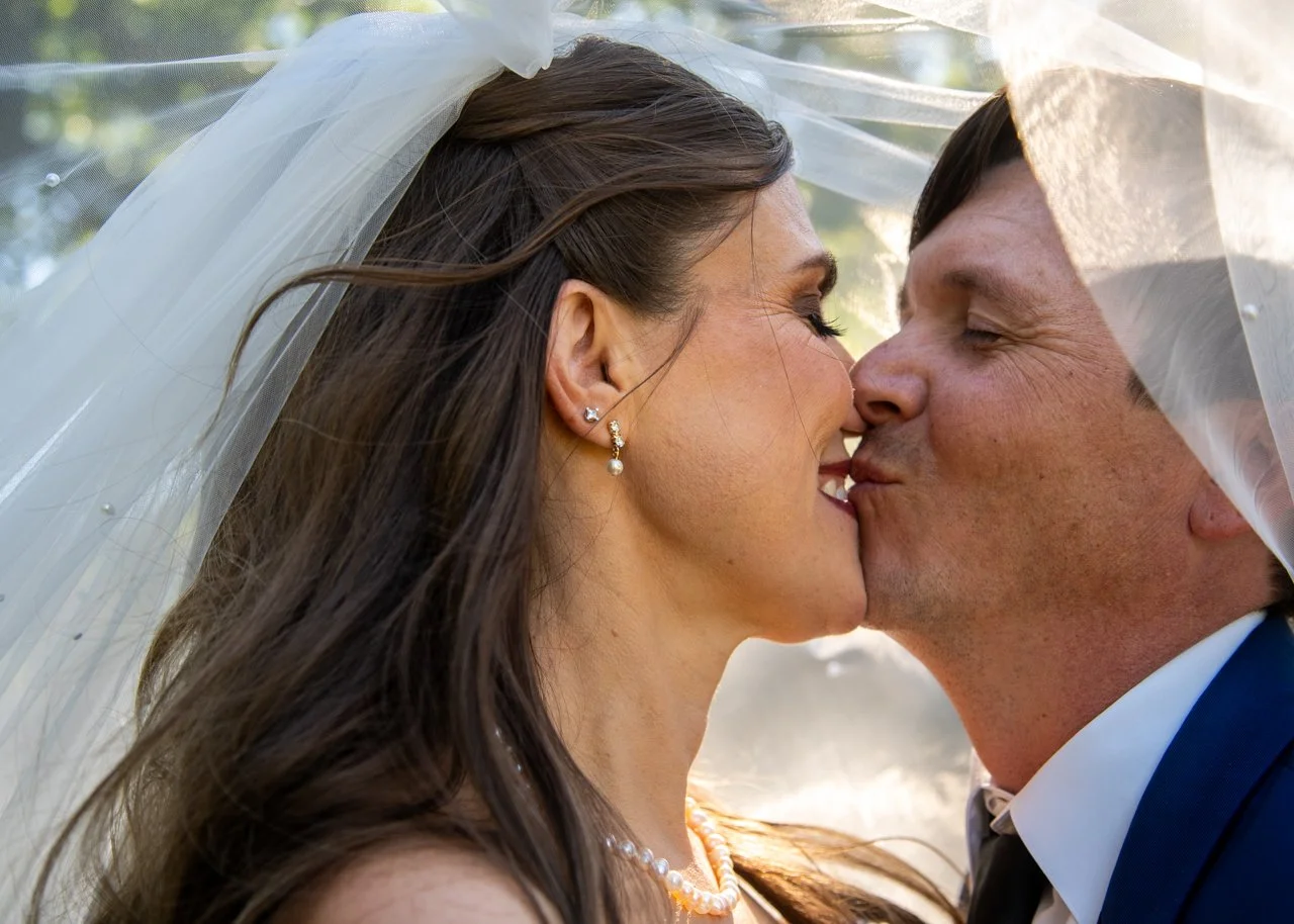 luxurykentuckybluefilmstylecoupleringscatholicmusichallwedding-45.jpg