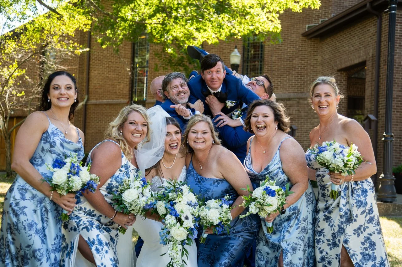 luxurykentuckybluefilmstylecoupleringscatholicmusichallwedding-43.jpg