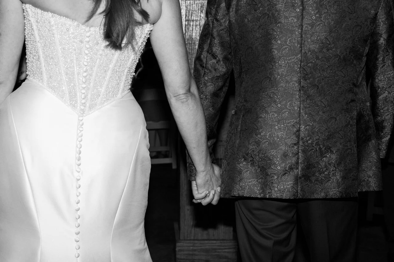 luxurykentuckybluefilmstylecoupleringscatholicmusichallwedding-57.jpg