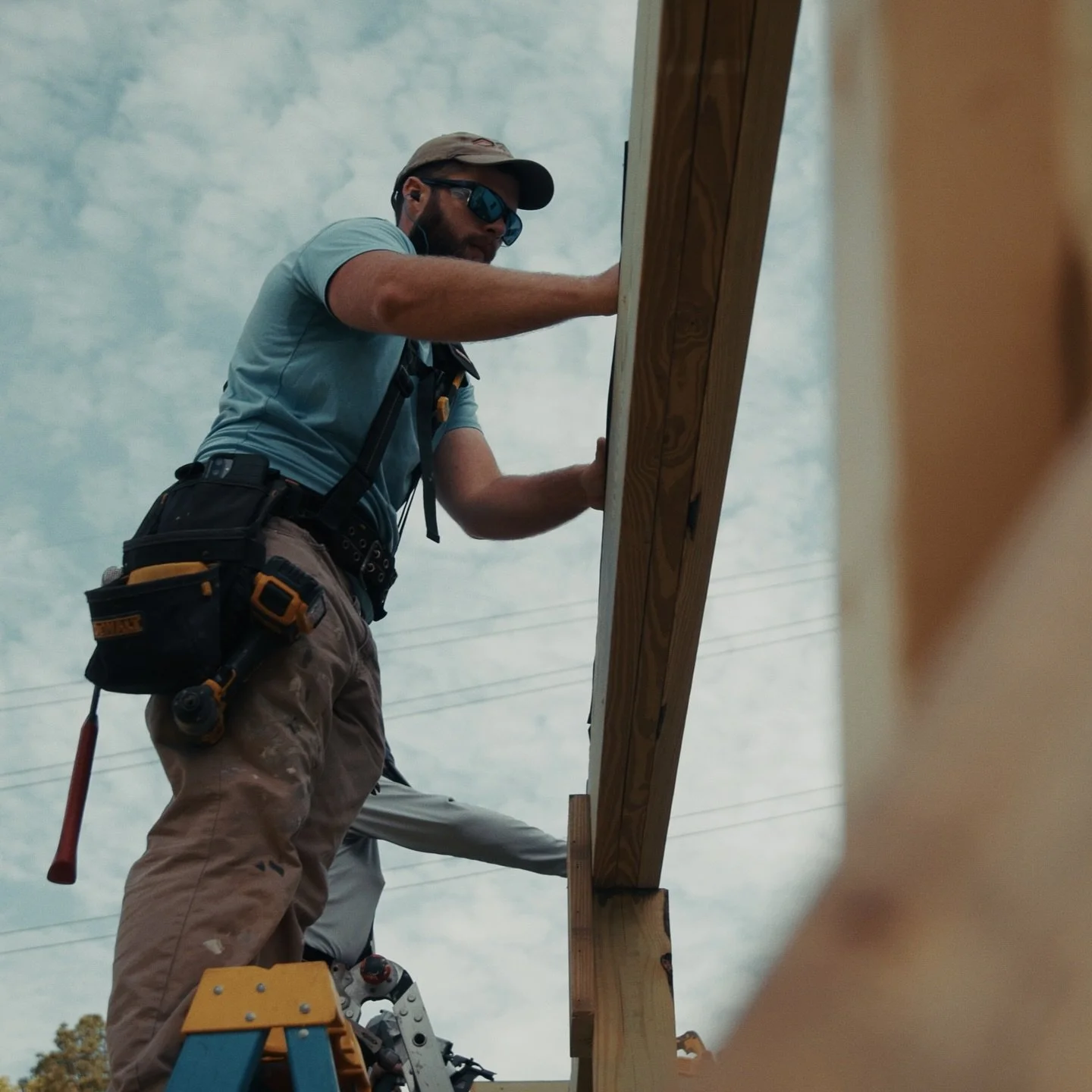 Some days are ladder days 🪜
Now is the time to book if you want to be able to enjoy your deck when spring comes around! Reach out & let us help you take your outdoor living to a new level! 
#CustomOutdoor #DeckDesign #DeckBuilder #OutdoorLivin
