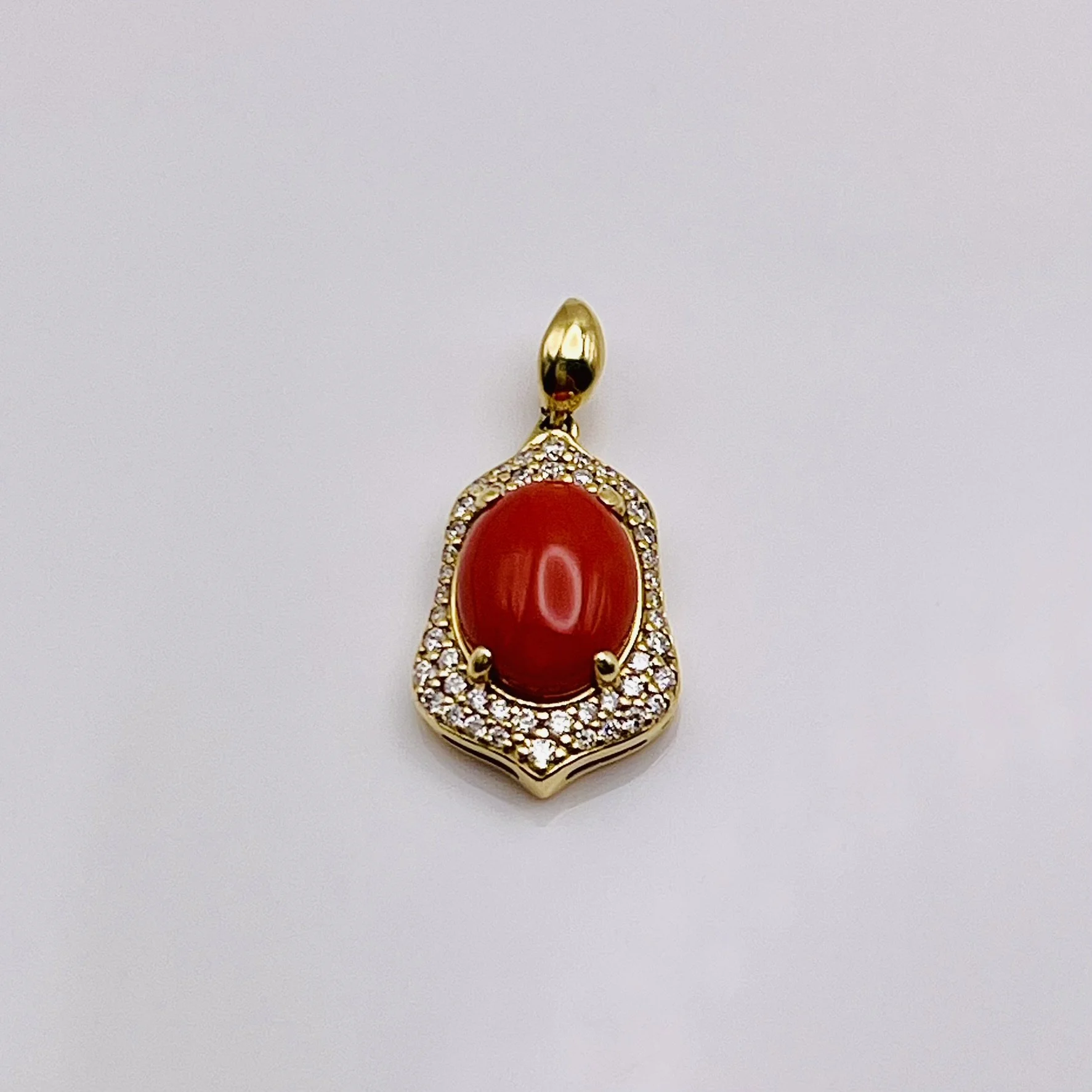 18 karat yellow gold Coral pendant with Diamonds - AP9343YCO1 #1418
