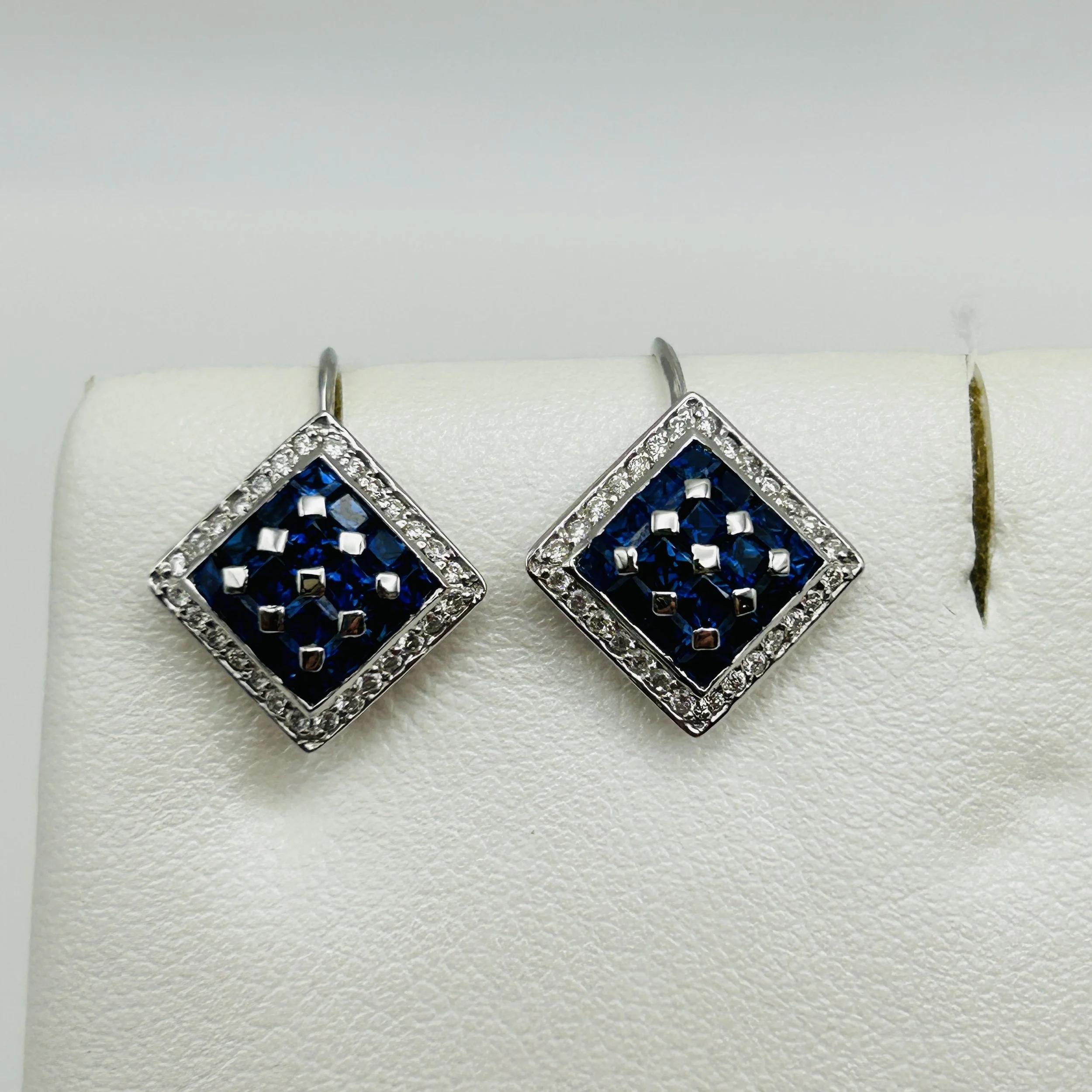18 karat white gold Blue Sapphire Earrings with Diamonds -  A5-066 #09927