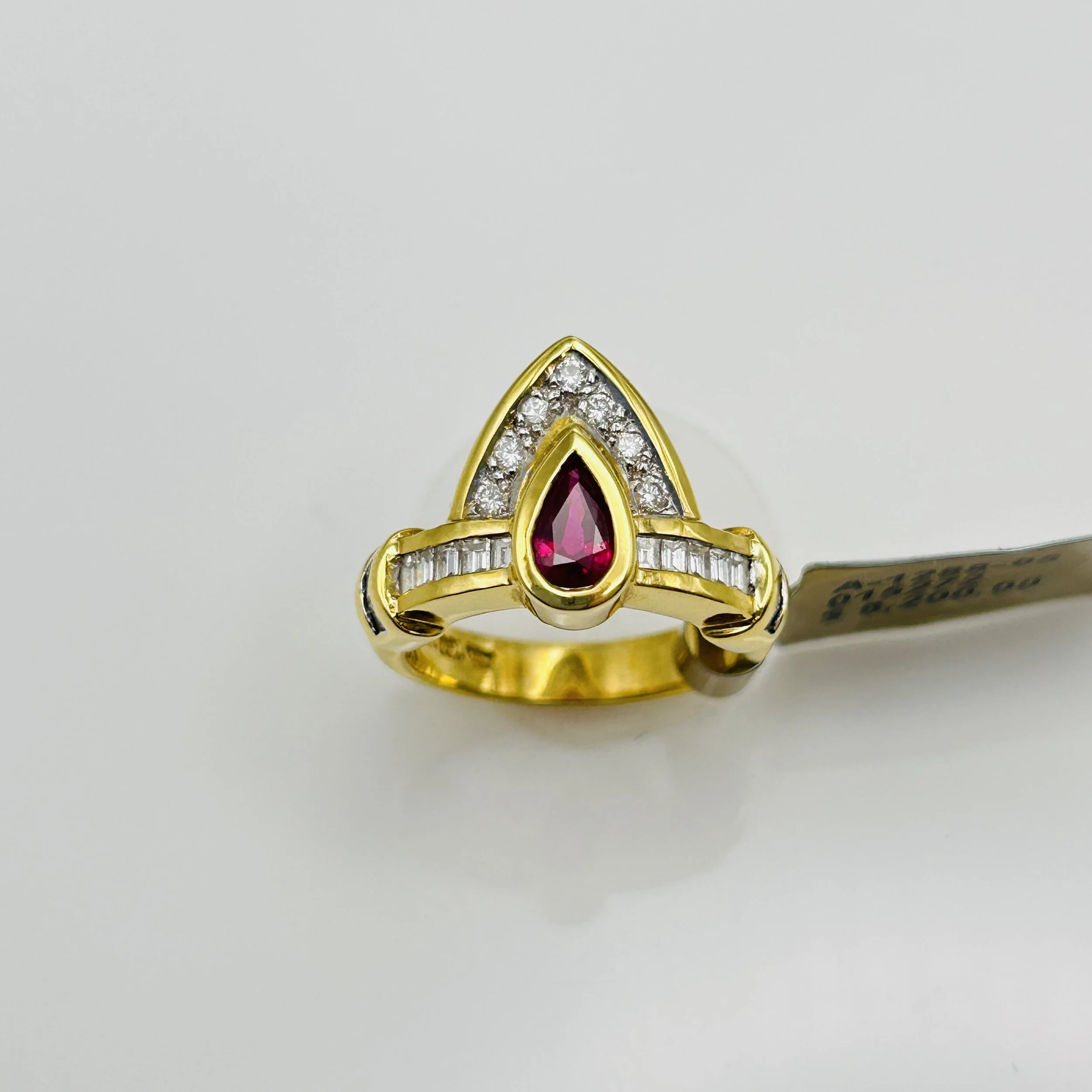 18 karat yellow gold Ruby ring with Diamonds - A-1288-95 #015272