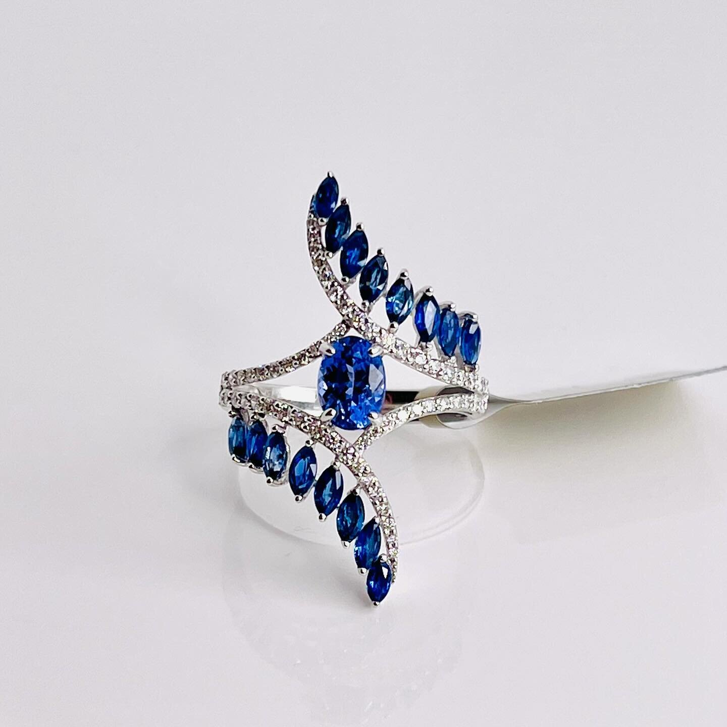 18 karat white gold Tanzanite ring with Sapphire and Diamonds 

Need more information?
Please message us.

#finejewel #gold #earring #ring #necklace #everyday
#18k #18kgold #18kwhitegold #whitegold #jewellery #jewelry #canadianmade #craftsman
#love #