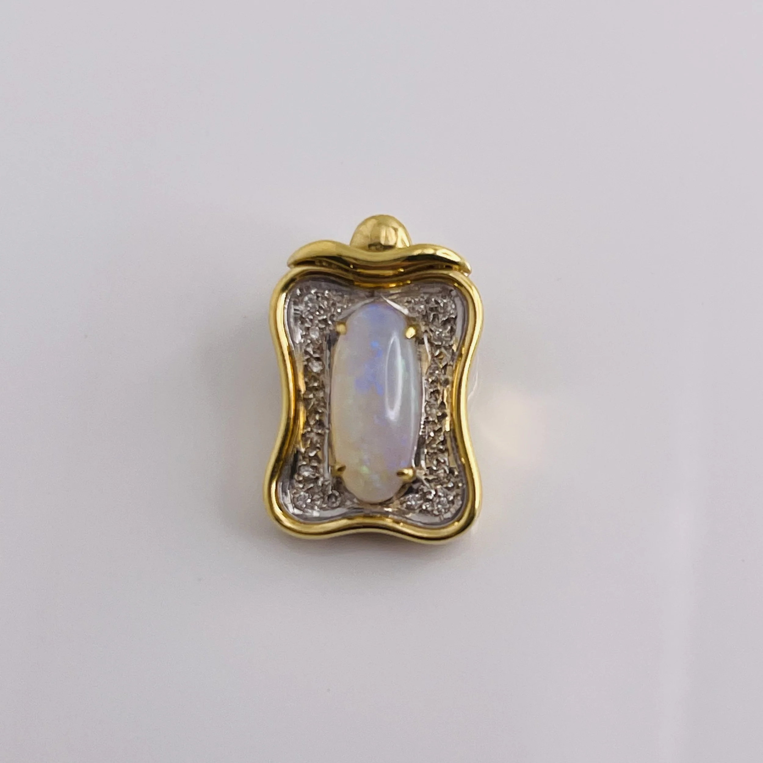 18 Karat Yellow Gold Opal pendant with Diamonds and Rubies - A-984-94 #011505
