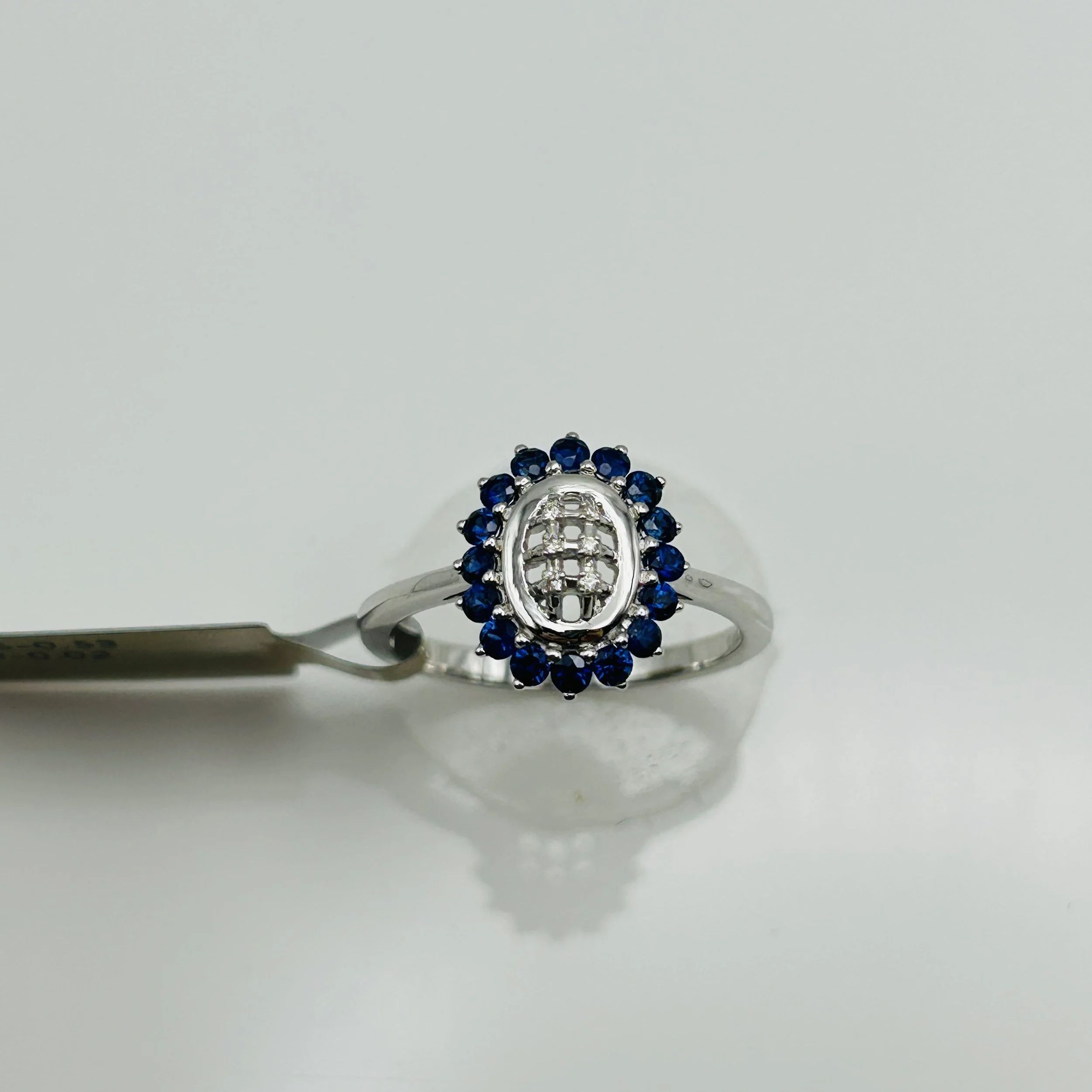 18 karat white gold Sapphire ring with Diamonds - AR9805WSA1 #A39B4