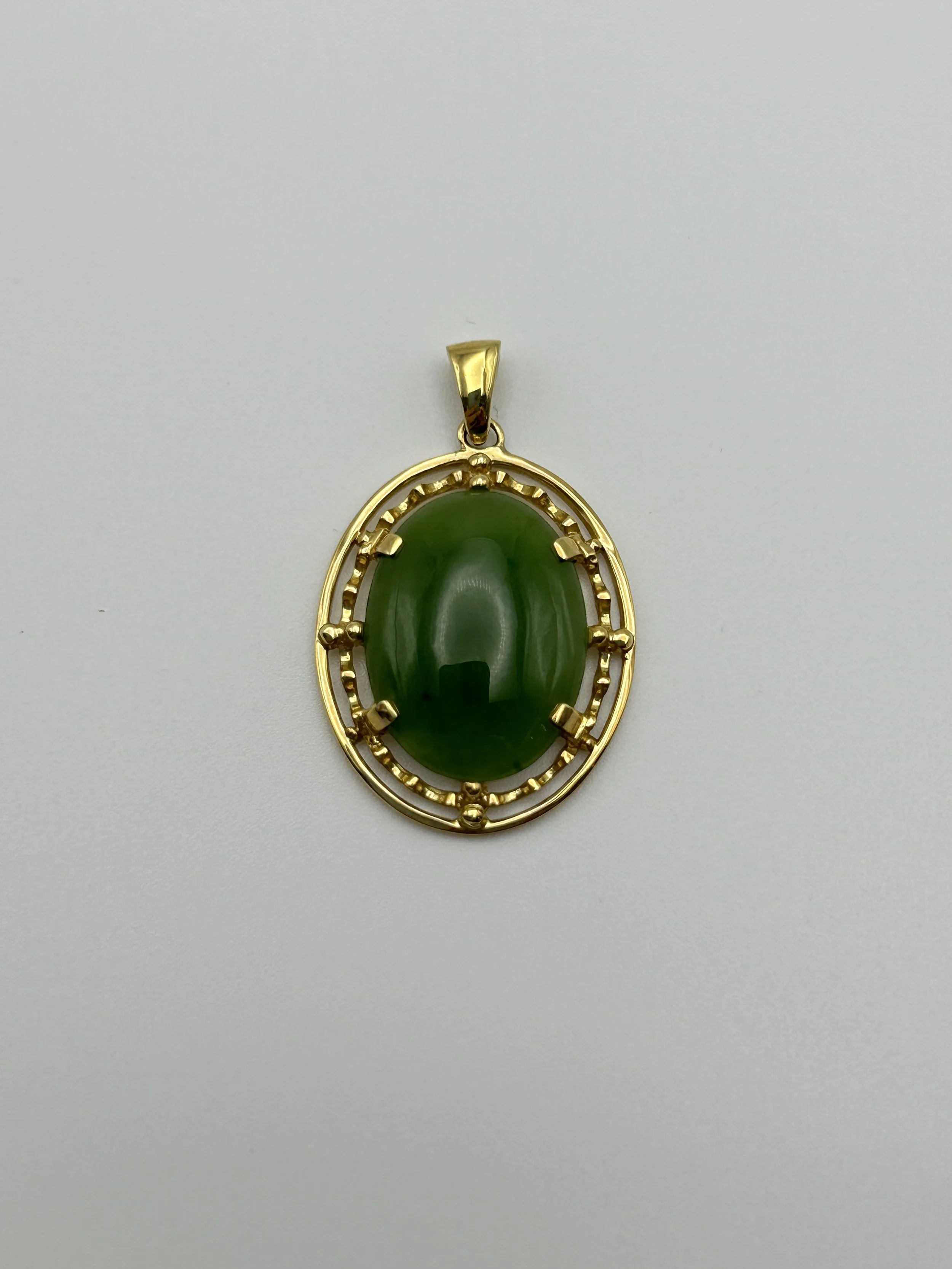 18 karat yellow gold Canadian Jade pendant - JAP#2