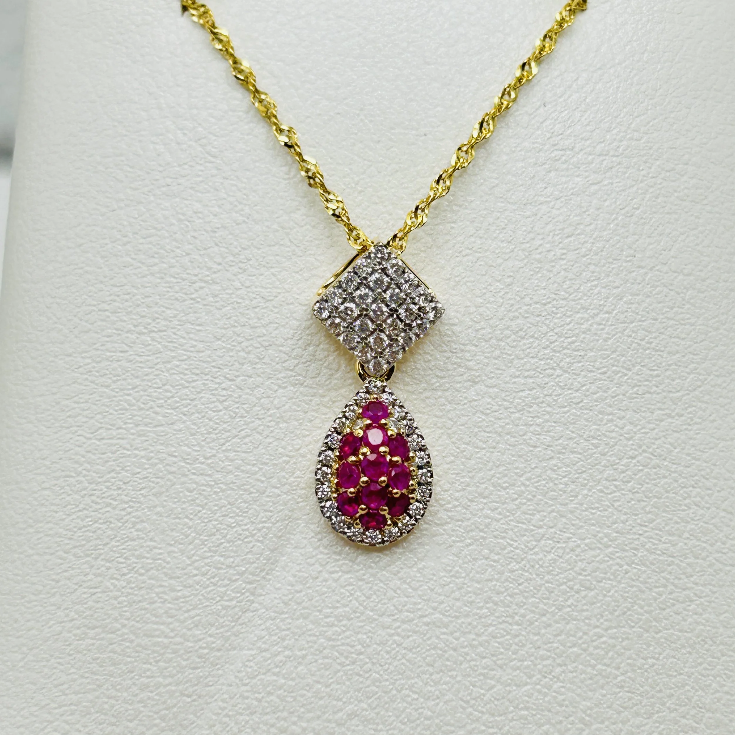 18 Karat Yellow Gold Ruby Pendant with Diamonds - UPE19019 #1352