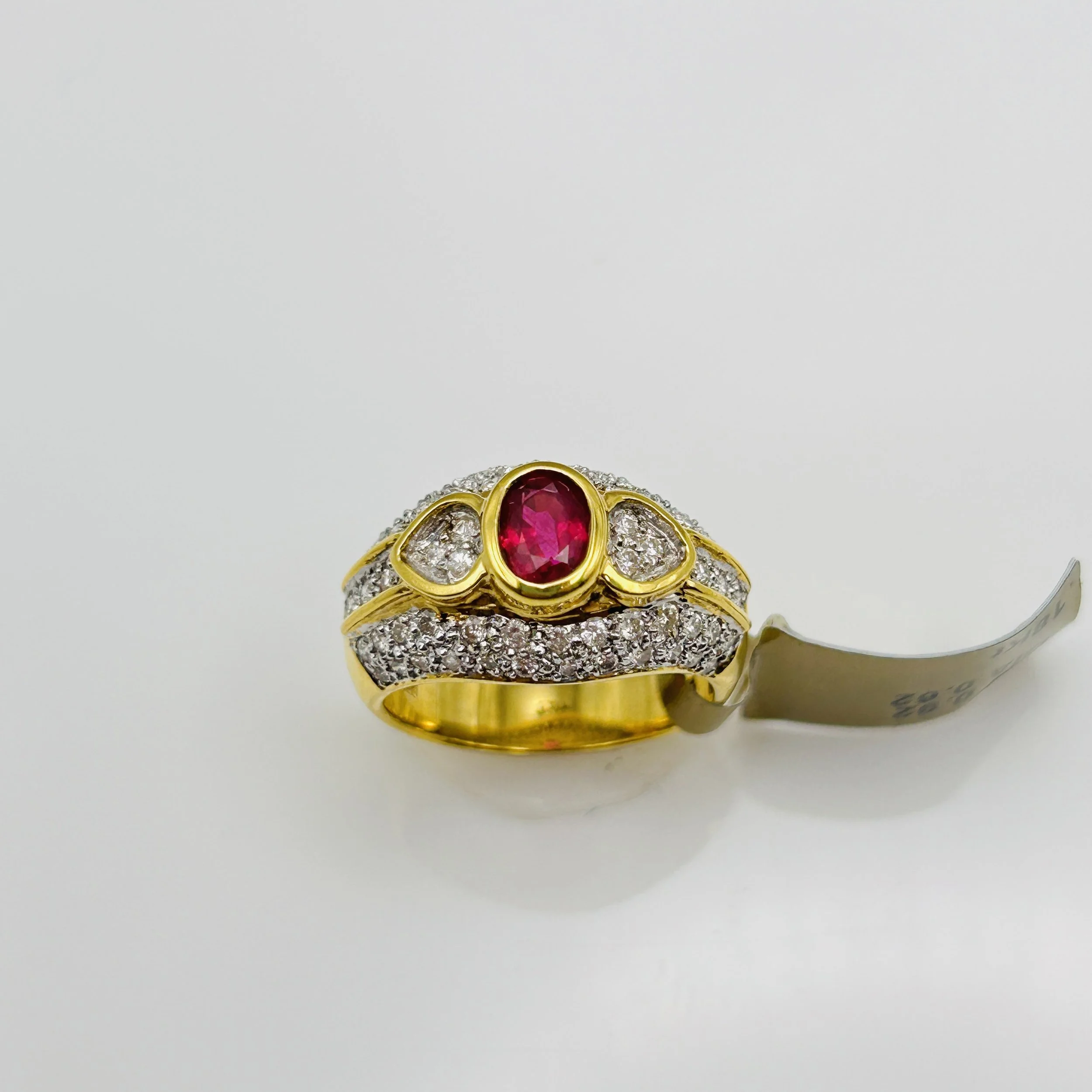 18 karat yellow gold Ruby ring with Diamonds - R-16-93 #014070