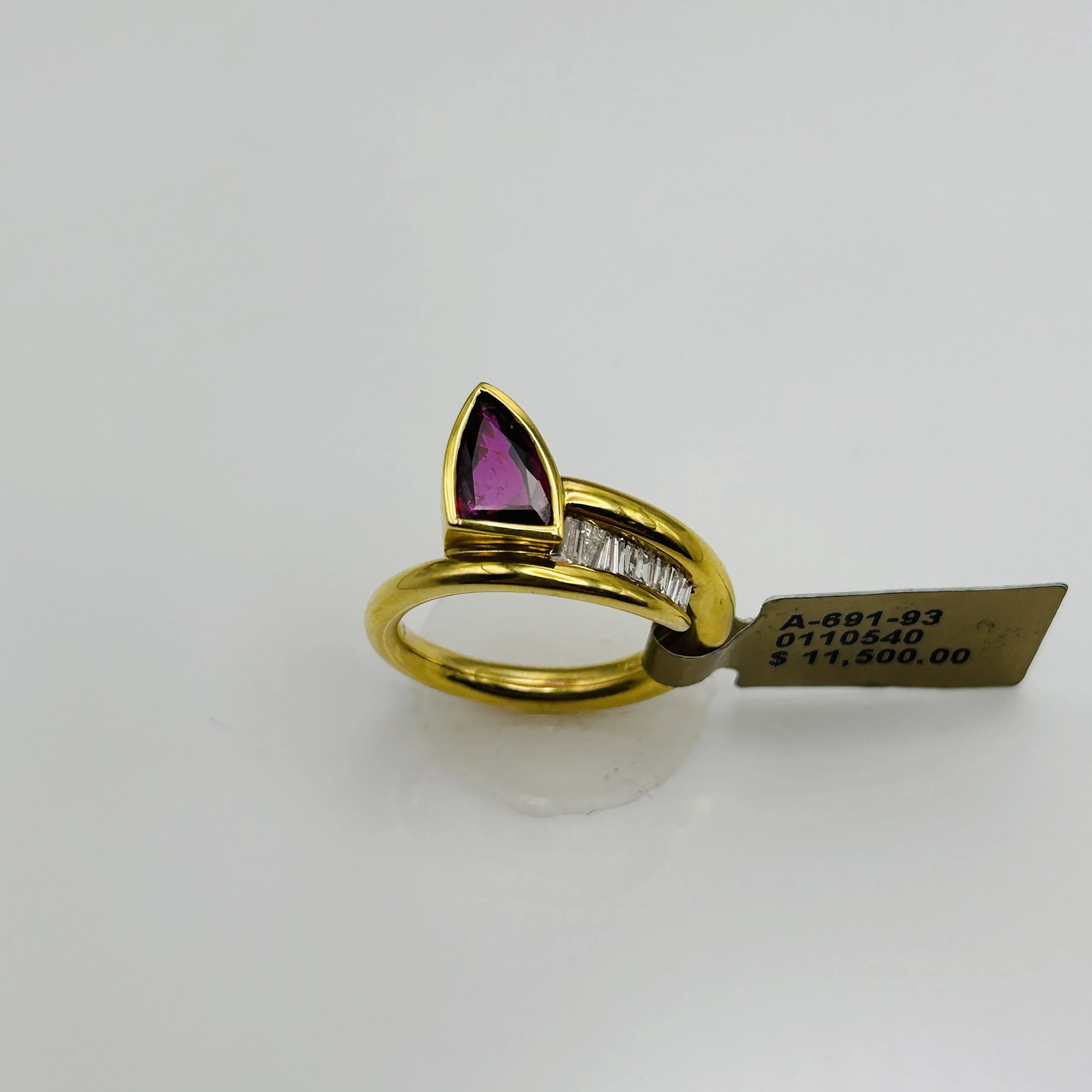 18 karat yellow gold Ruby ring with Diamonds - A-691-93 #0110540