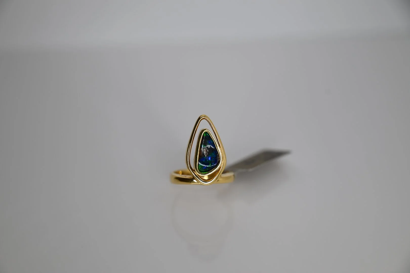 18 Karat Yellow Gold Boulder Opal ring - A-896-97 #012020