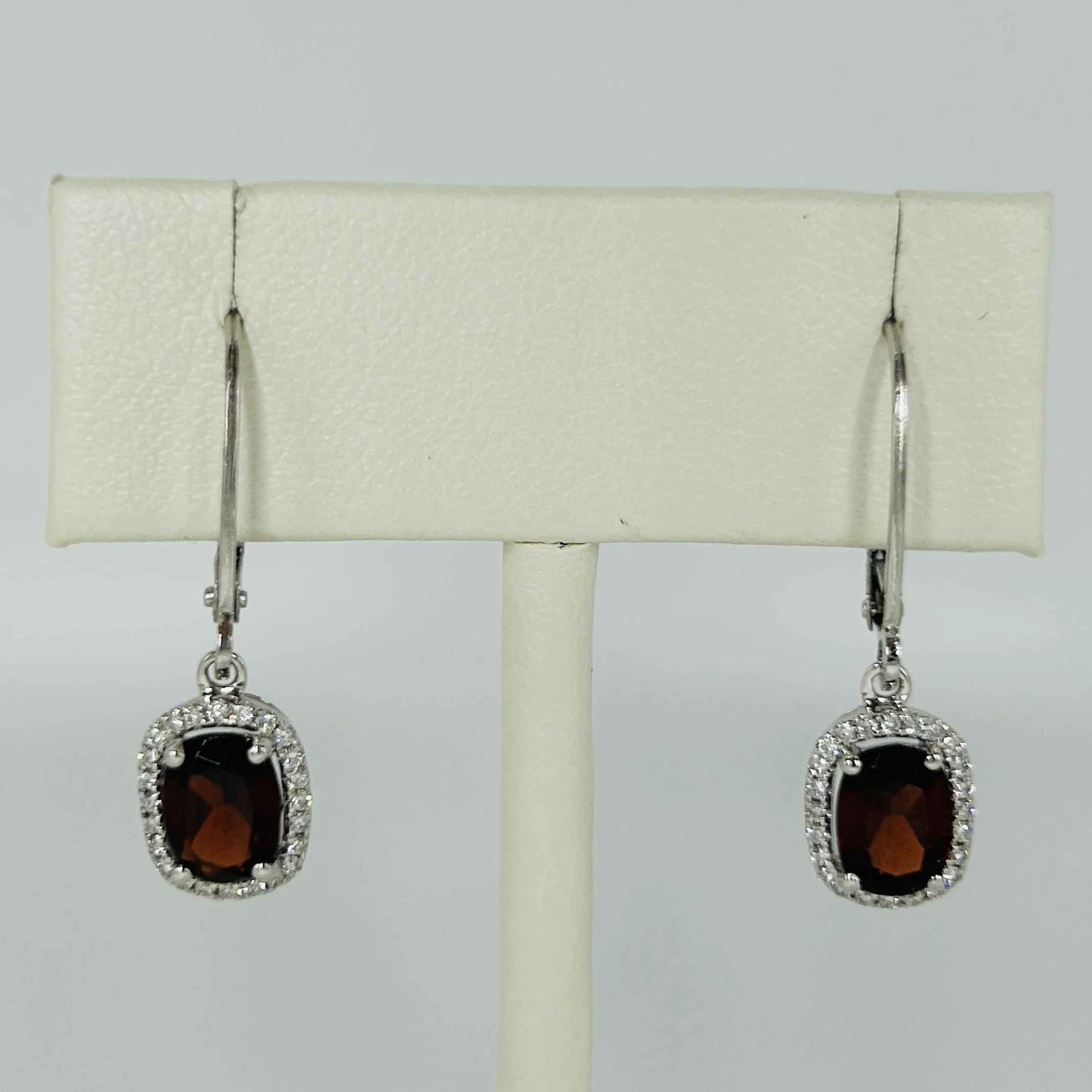 18 karat white gold Garnet pendant with Diamonds - UER19014 #1375