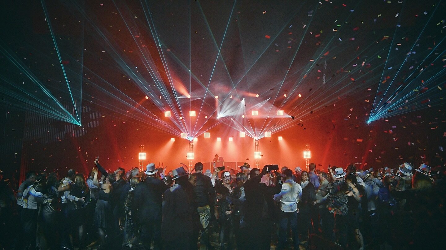 It&rsquo;s become a tradition; midnight on New Year&rsquo;s Eve 2023 @thebroadmoor with DJ @karsonwithakcs on the ones and twos. A special thanks to @inspire_event_solutions for trusting us with the Annual Bash while they&rsquo;re taking care of the 