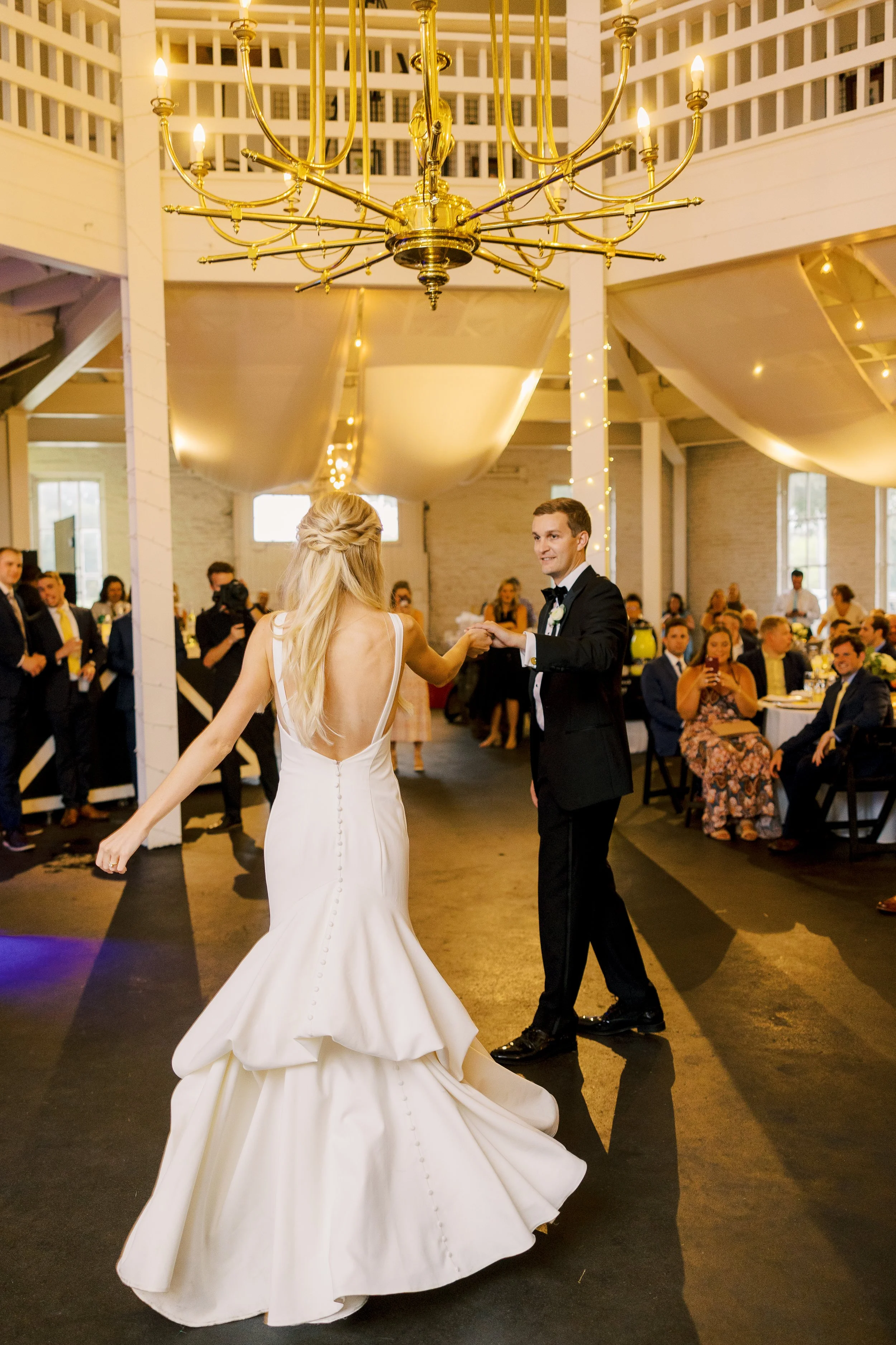 Selecting the Perfect Song List for Your Wedding Day