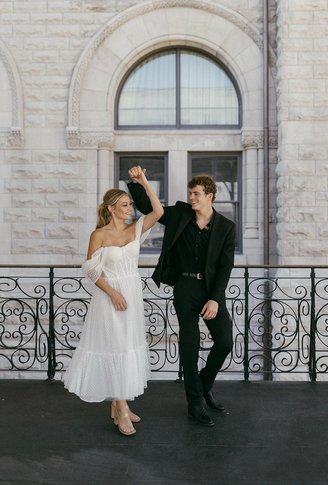 2026 brides, this one&rsquo;s for you 🤍💍
Your Pinterest board is ready, your ideas are flowing, and now&hellip; it&rsquo;s time to bring your dream day to life.
If you&rsquo;re newly engaged and looking for a planner who loves modern design, meanin