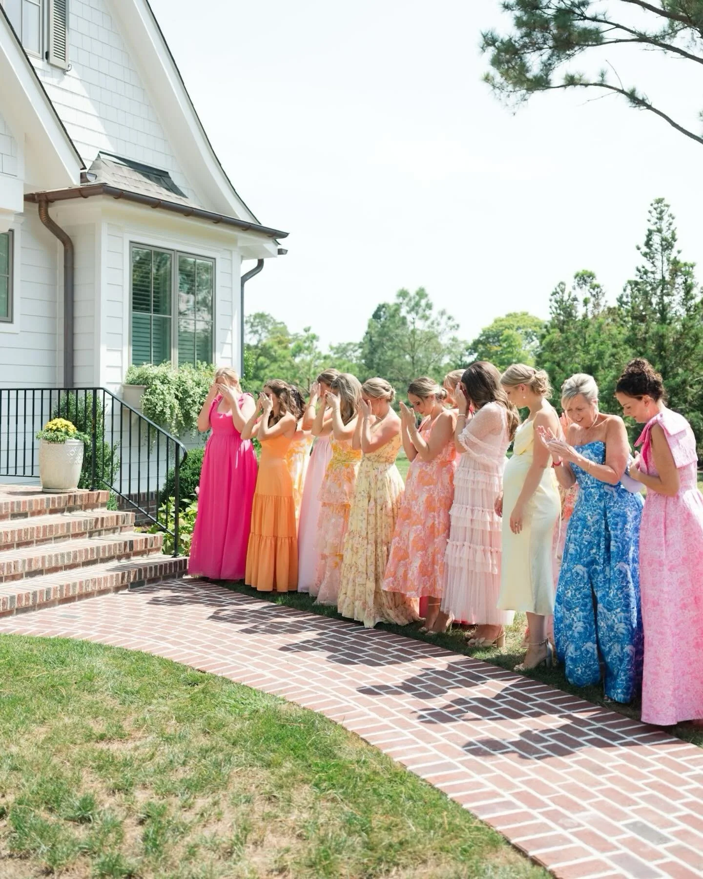 more pops of color entering your feed as spring &amp; summer days are approaching ✨🌸☀️🩵 

top recommendations for color in your wedding day -
🌼 florals 
👠 shoes 
🍽️ table linens + napkins 
👗 bridesmaids dresses 
🗒️ stationery 
 🥂 signature dr