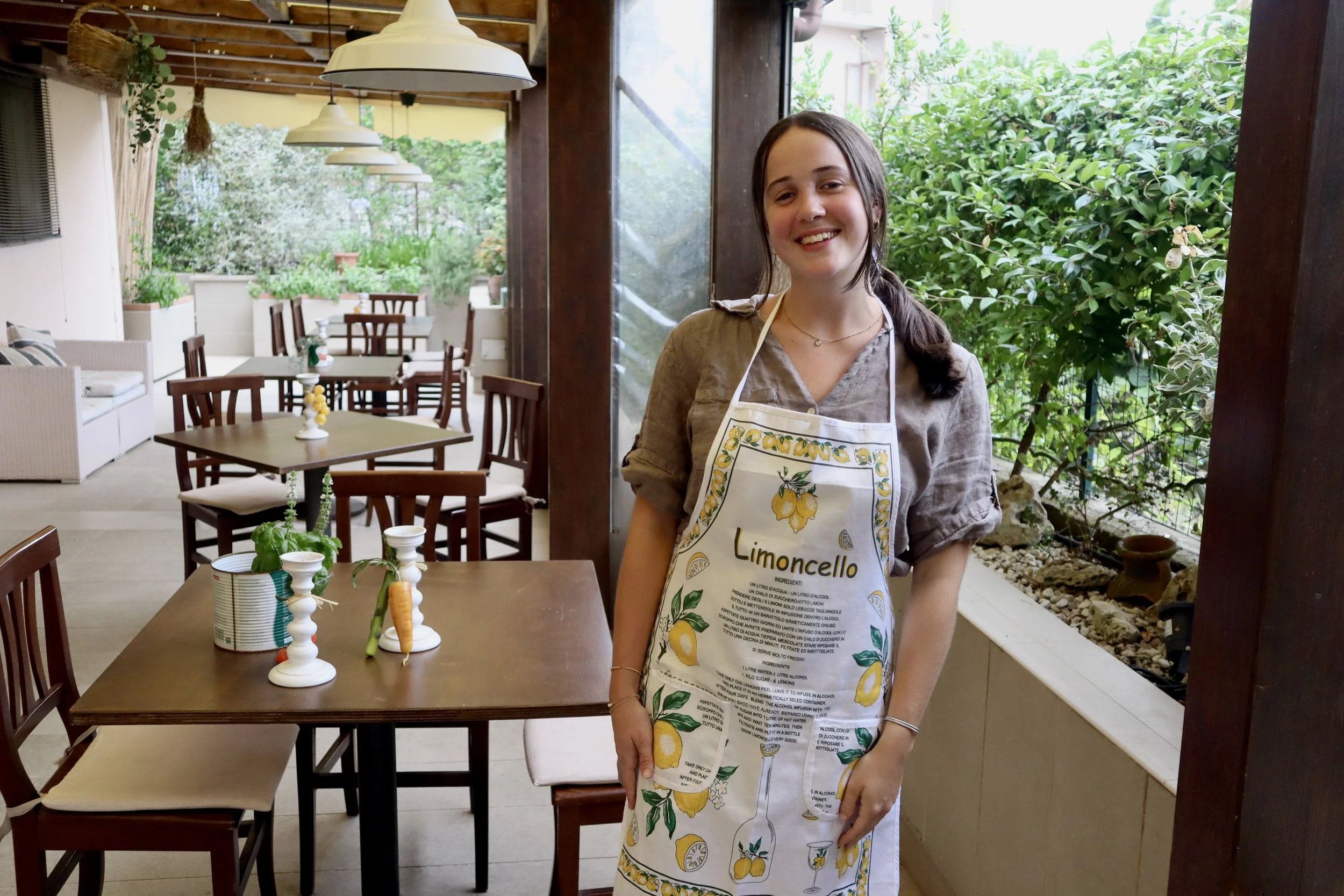cooking class apron.JPG