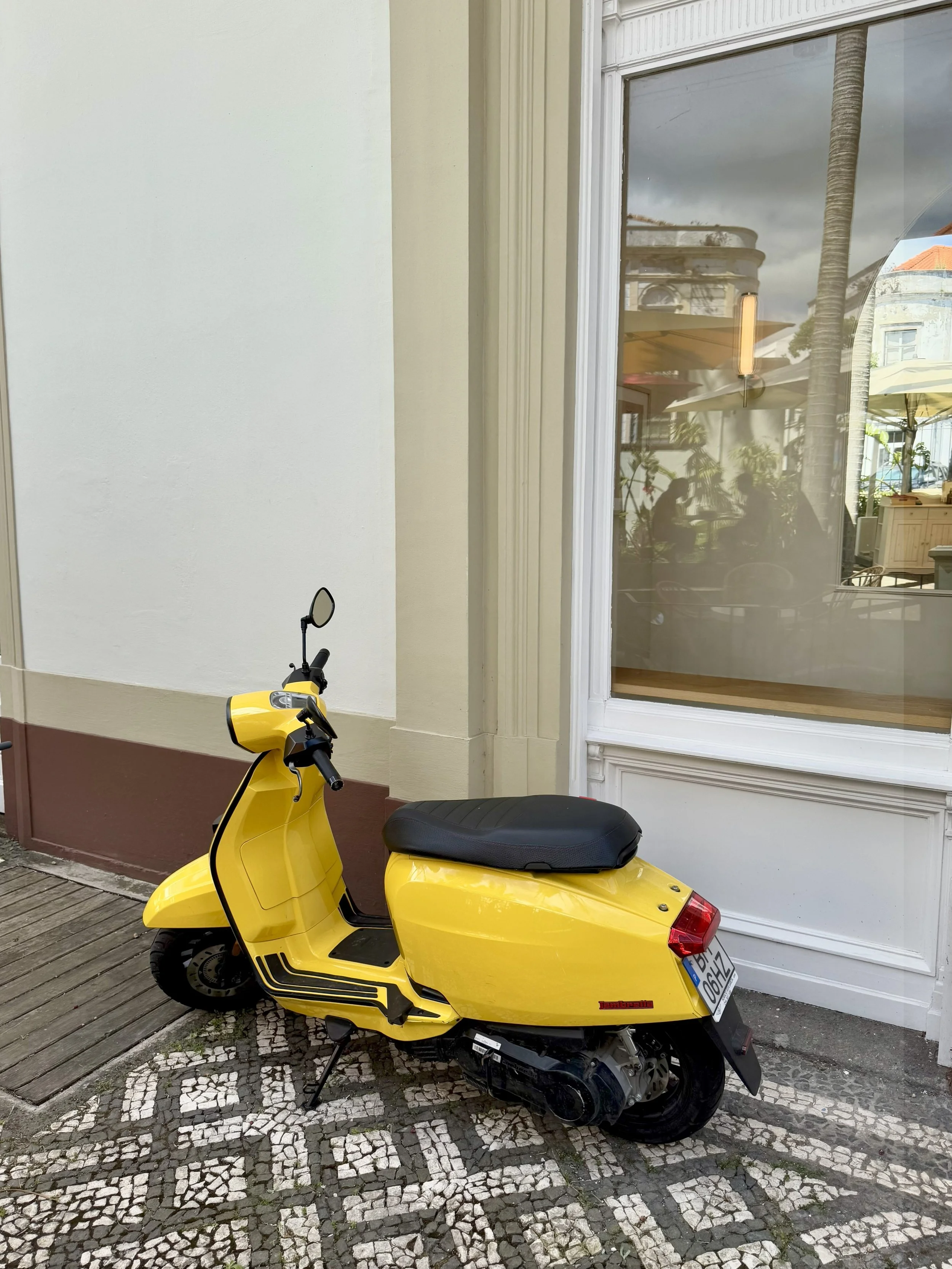 yellow motorcycle.jpg